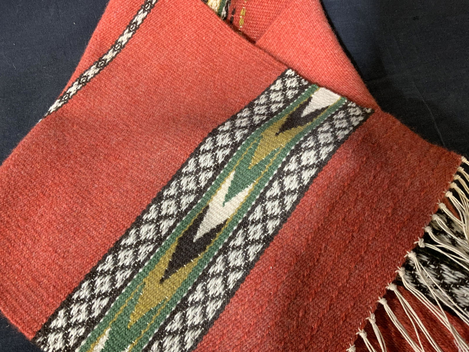 AUDHILD VIKENS VEVSTOVE Table Liner (1 of 4)