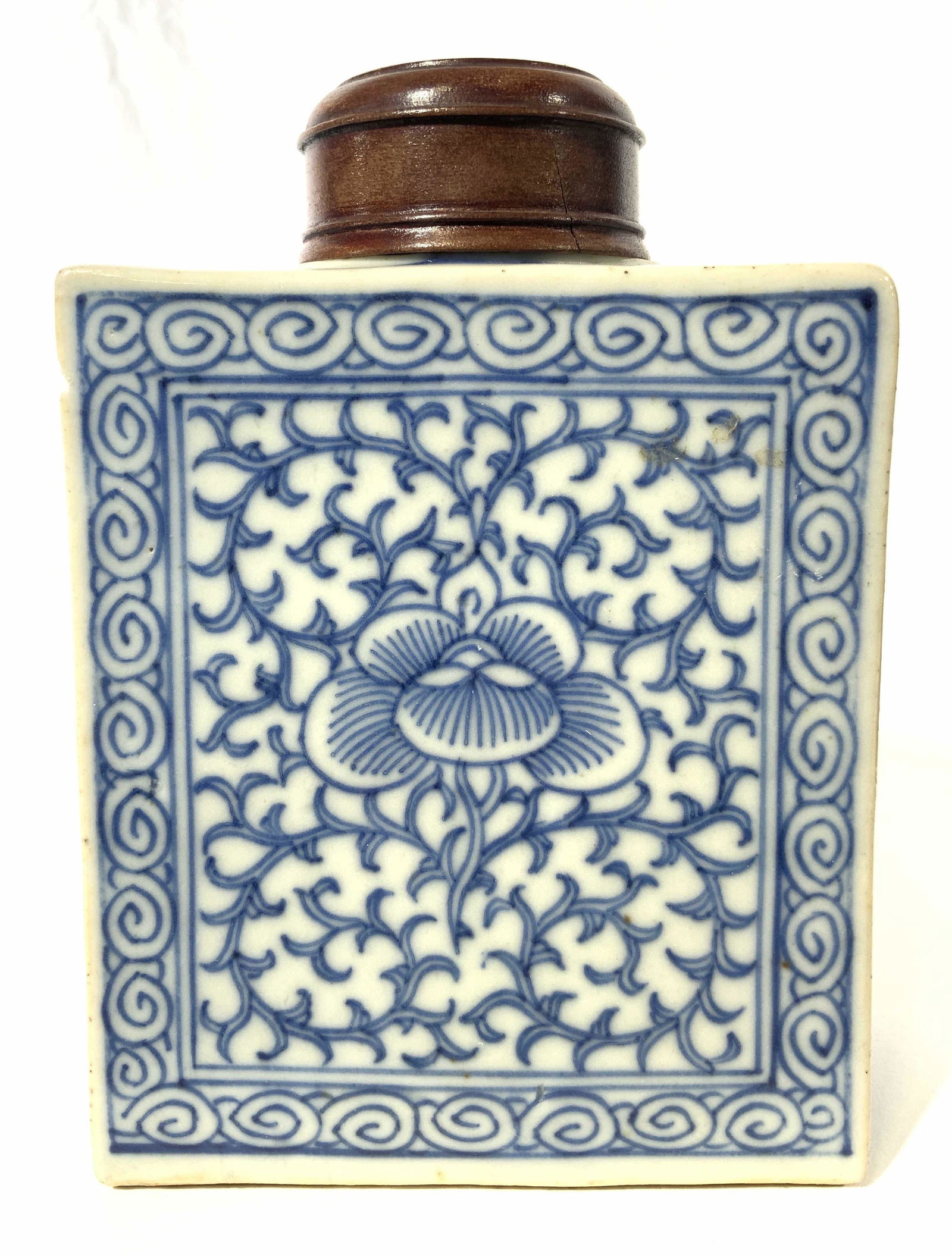 Vintage Asian Porcelain Vessel W Lid (1 of 8)