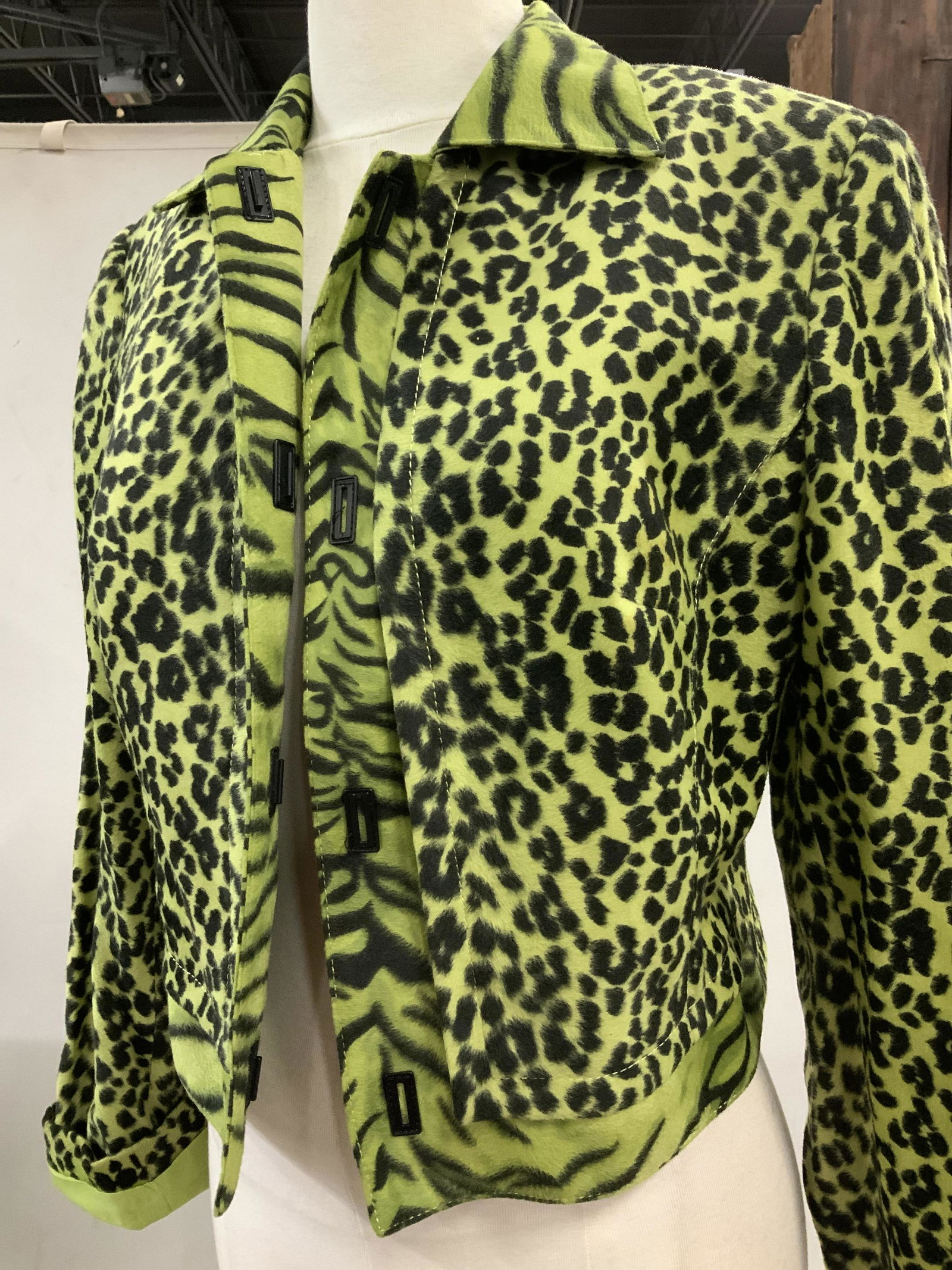 ALBERTO MAKALI Neon Green Animal Print Jacket (1 of 6)