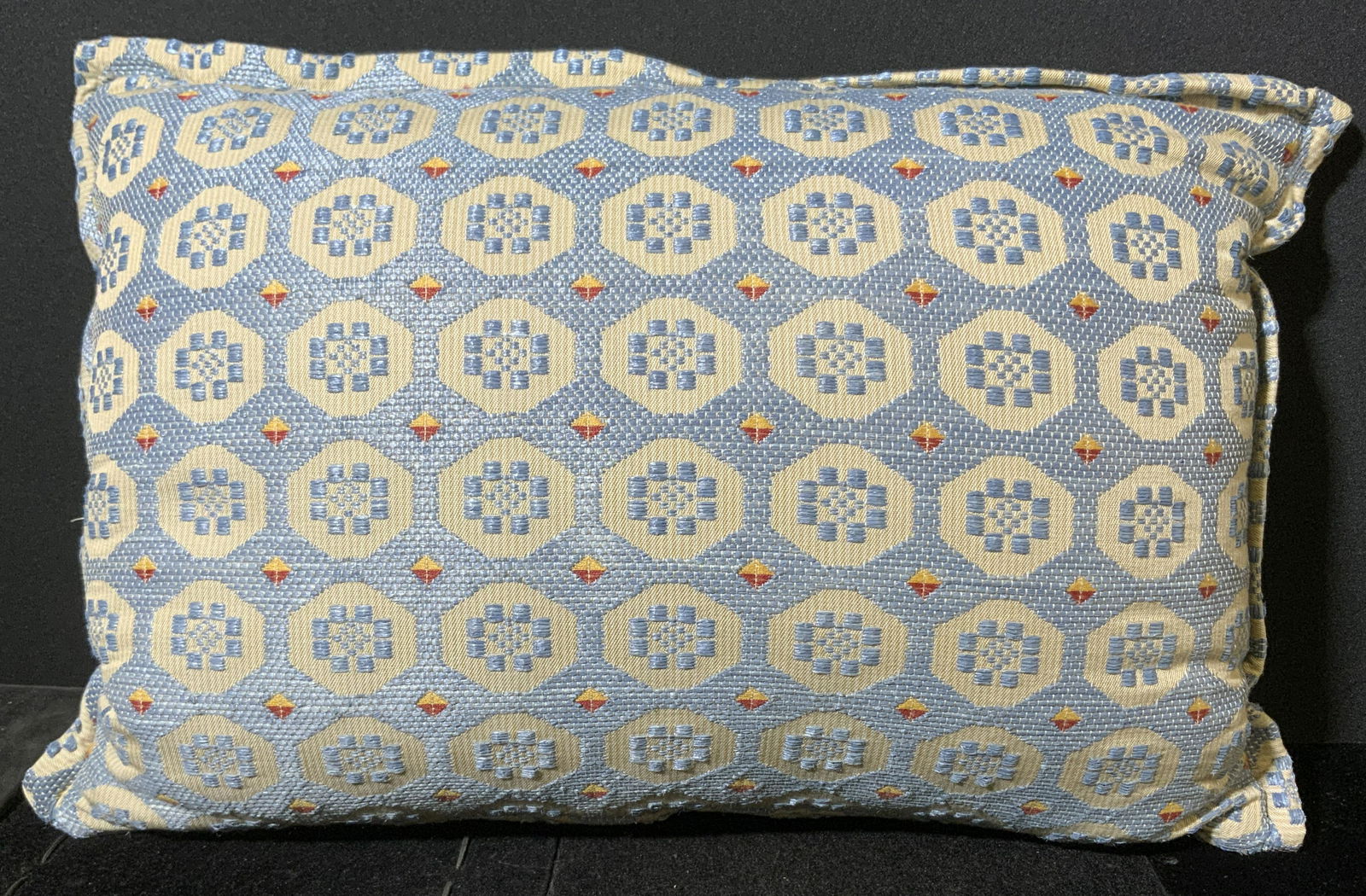 Rectangular Decorative Pillow (1 of 4)