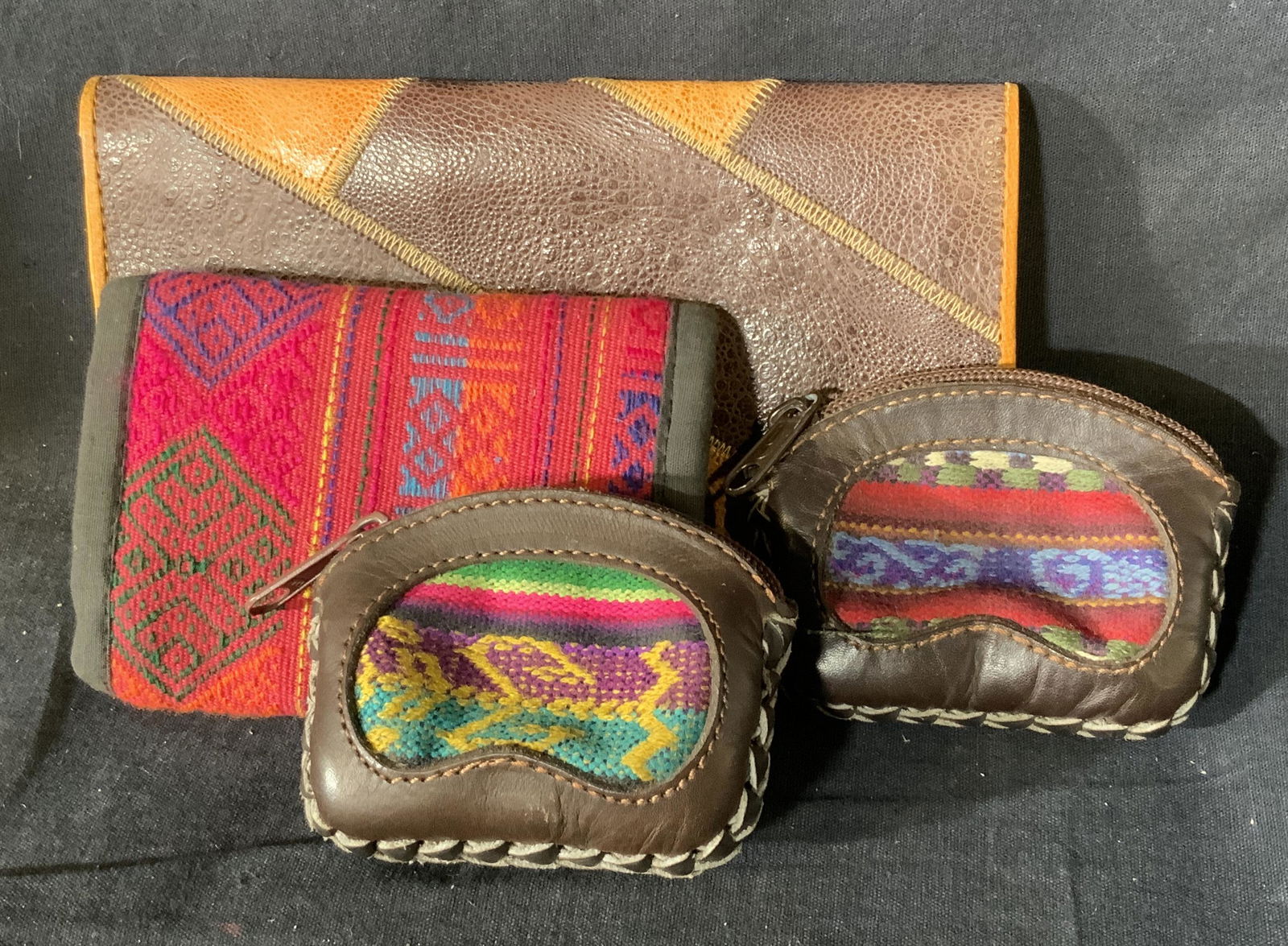 Lot 4 Wallets and Coin Bags (1 of 5)