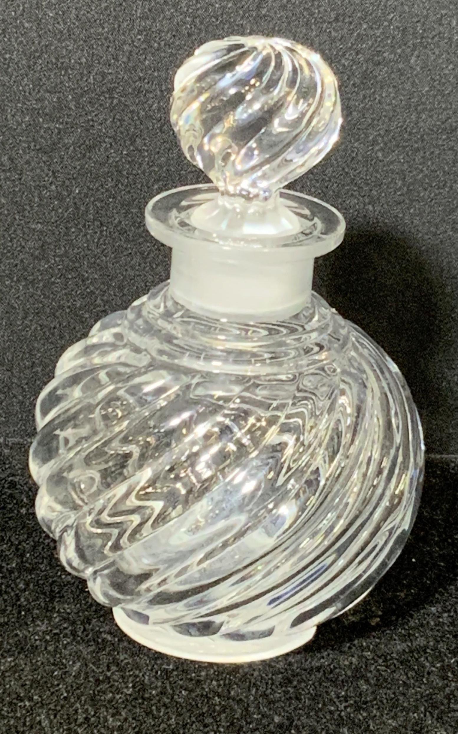 BACCARAT French Crystal Perfume Bottle W/ Stopper (1 of 5)