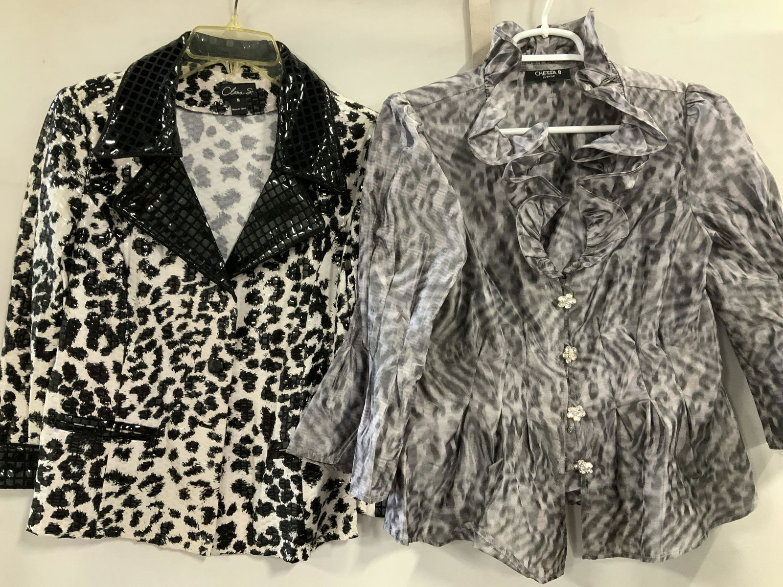 Grp 3 Black & White Snow Leopard Print Eveningwear (1 of 10)