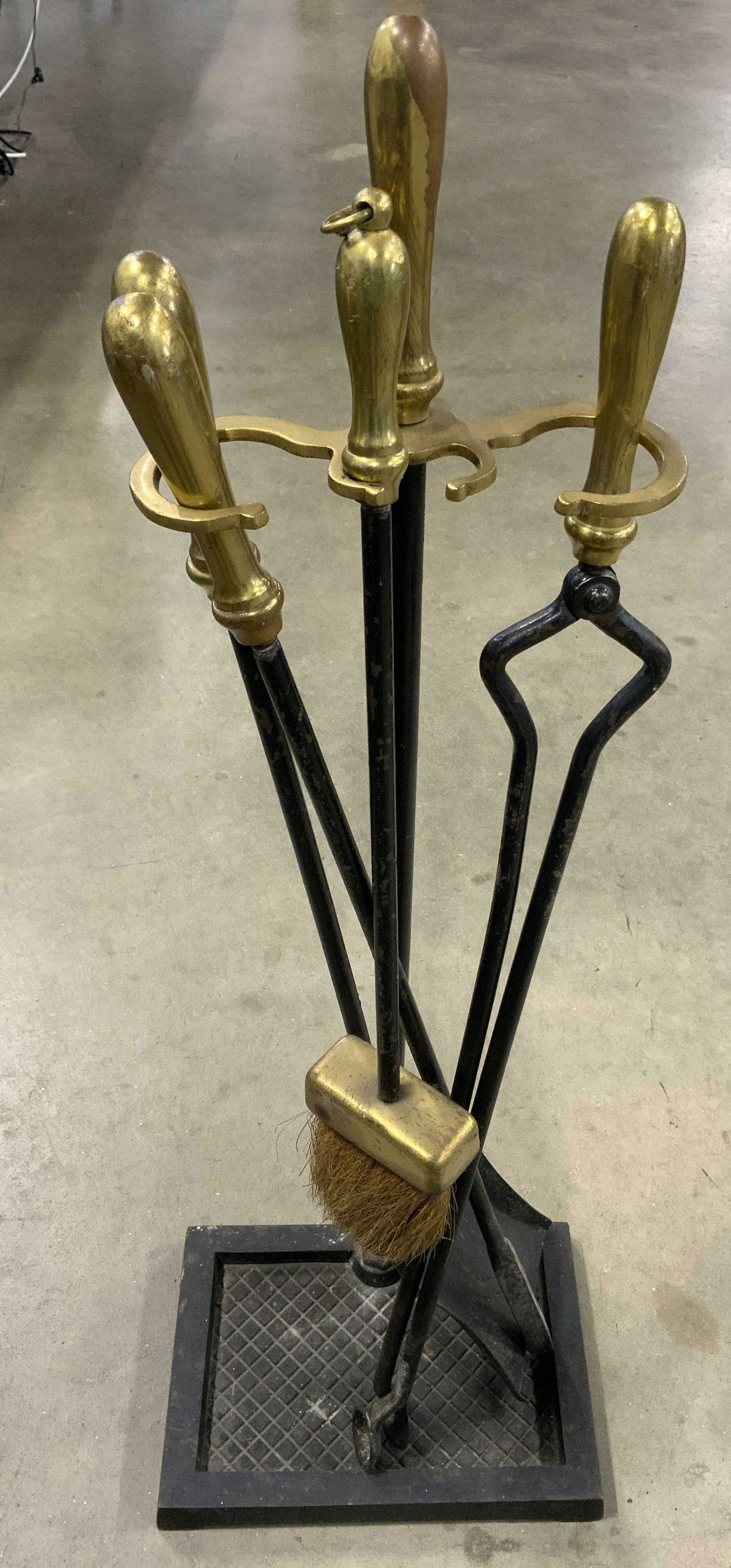 Set 5 Vintage Brass & Iron Fireplace Tools (1 of 9)