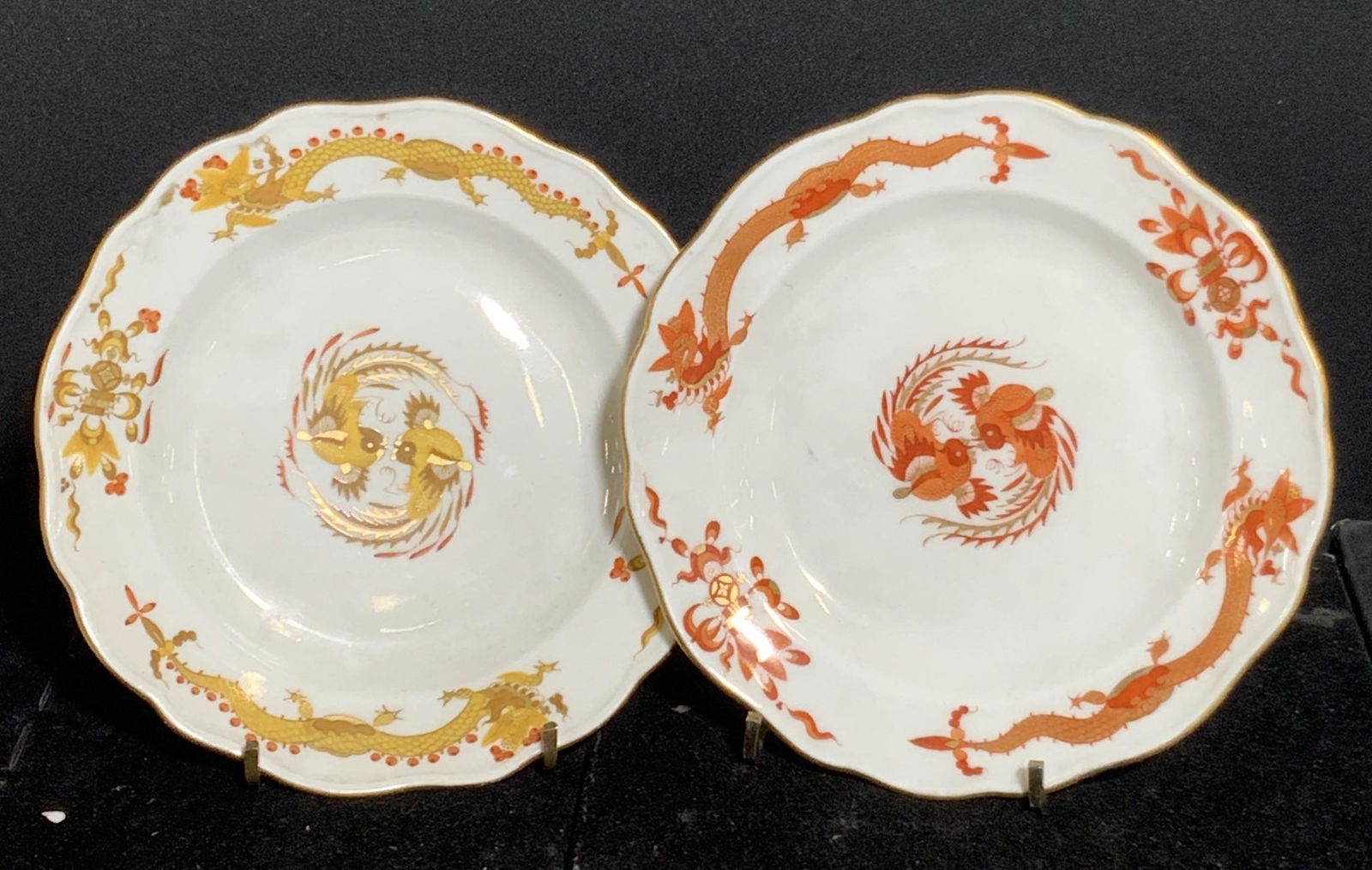 2 MEISSEN Vntg Hand Painted Dragon Motif Plates (1 of 9)