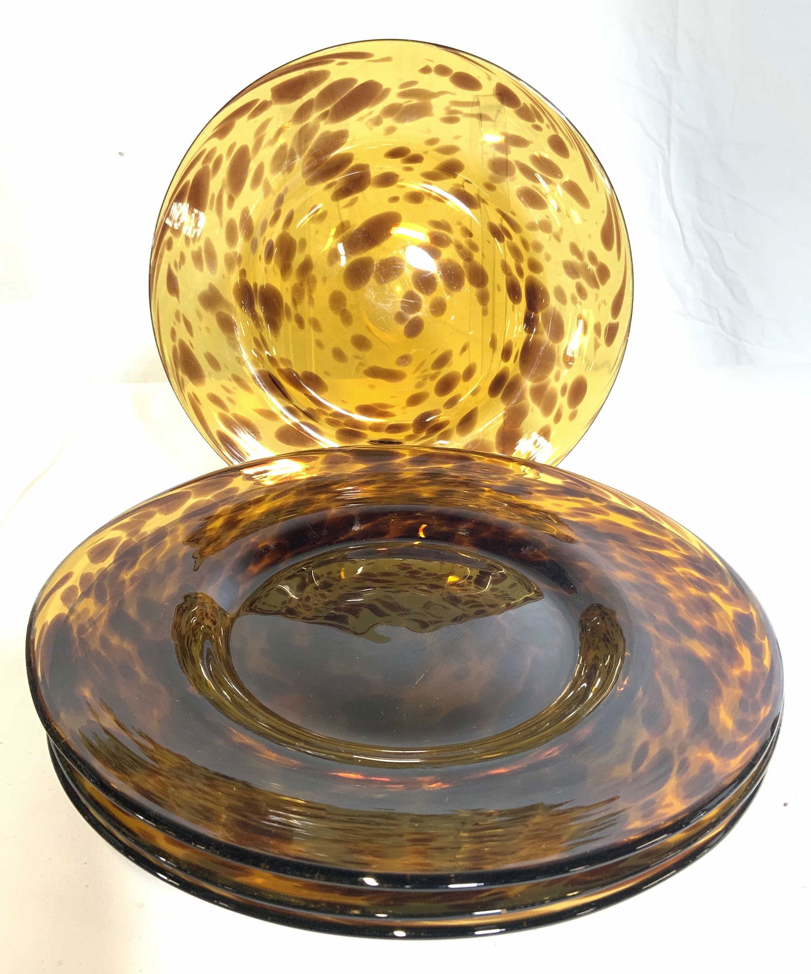 Set 4 Art Glass Leopard Style Plates (1 of 8)