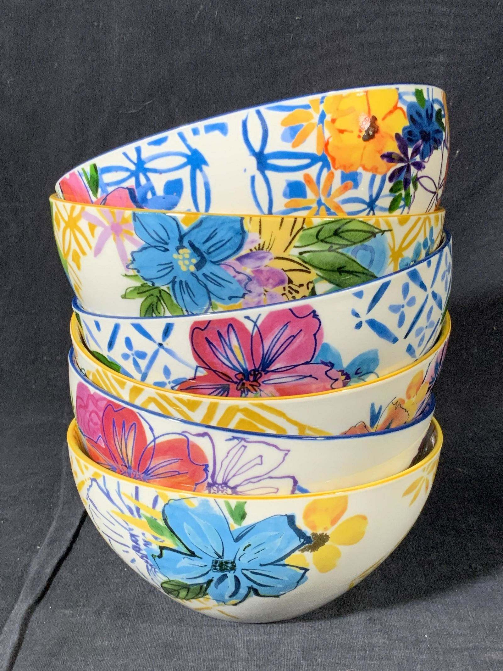 Lot 6 CERTIFIED INTERNATIONAL Ceramic Floral Bowls (1 of 6)
