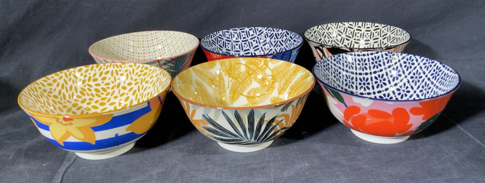 Lot 6 CERTIFIED INTERNATIONAL Ceramic Floral Bowls (1 of 7)