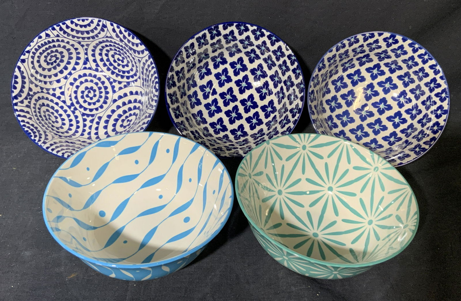 Lot 5 Certified International Blue Patterned Bowls (1 of 8)
