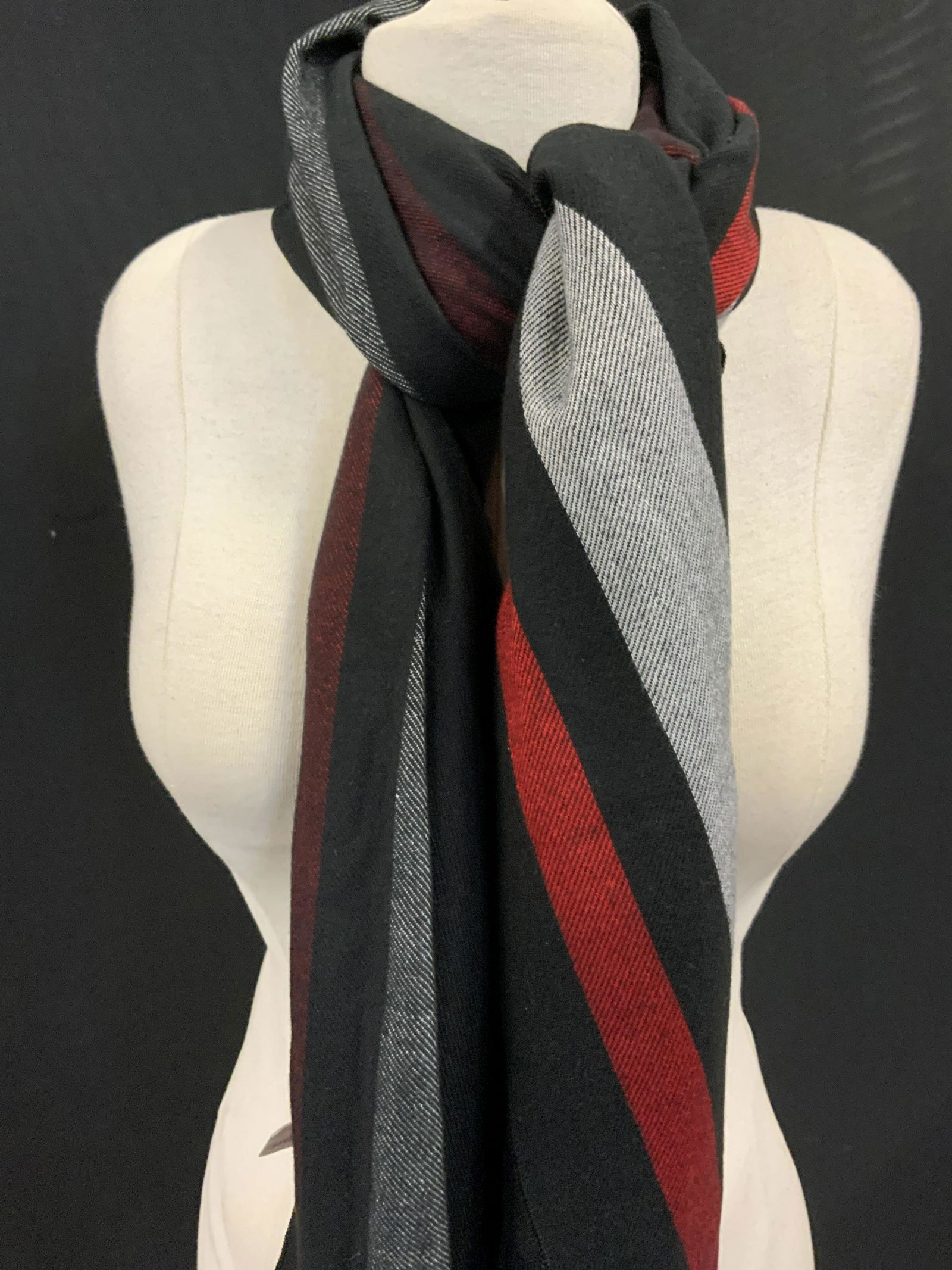 Group Lot 3 Scarves (1 of 5)