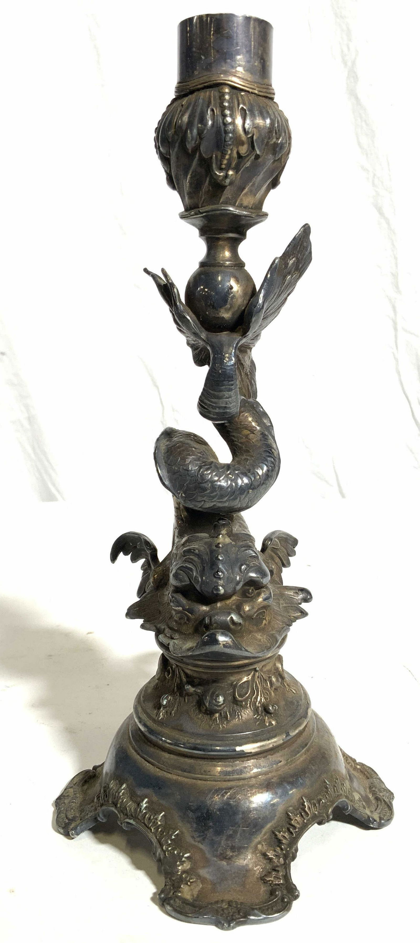 MERIDEN Silver Plated Dragon Candlestick (1 of 8)