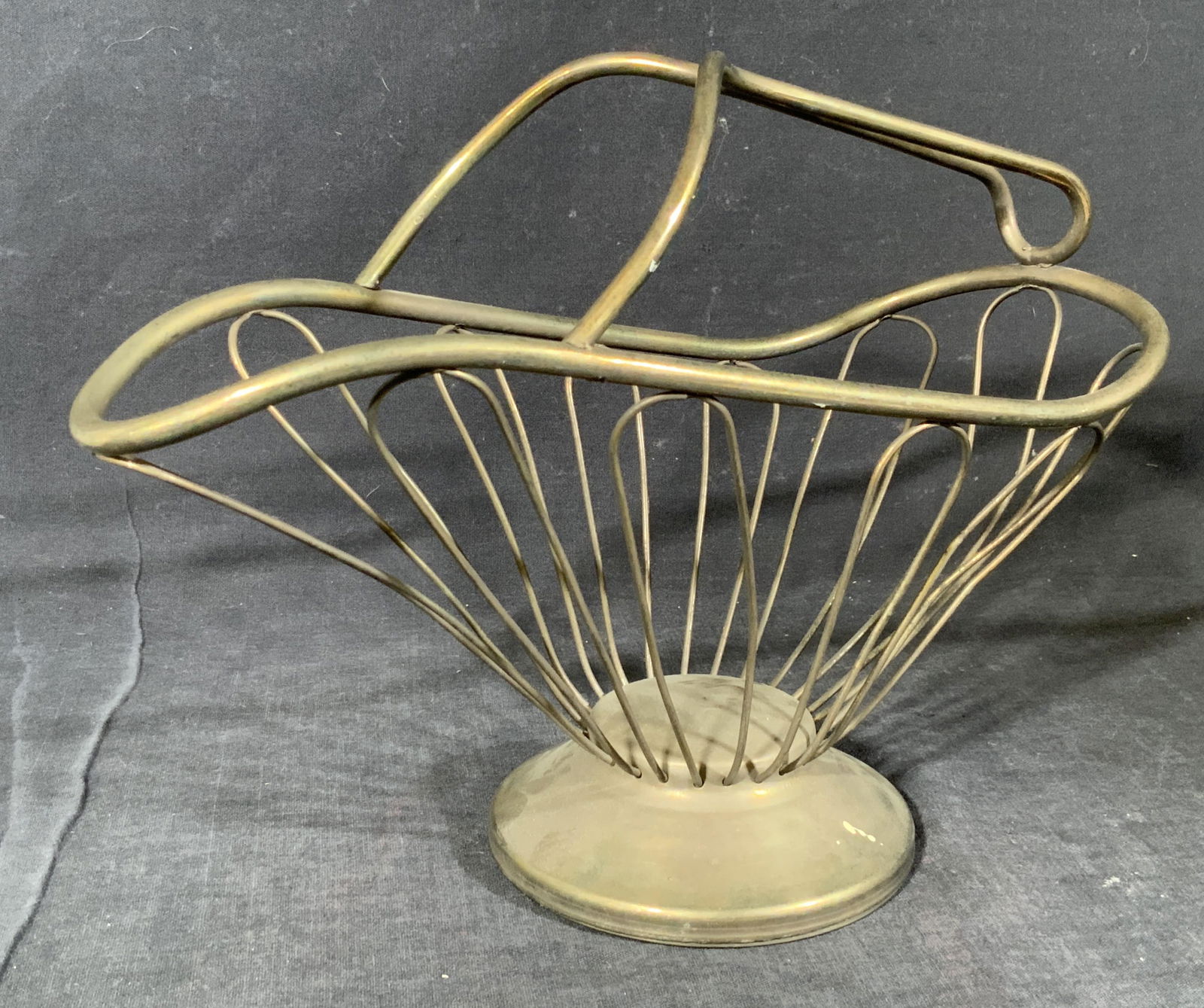 Vintage Metal Handled Bread Basket (1 of 8)