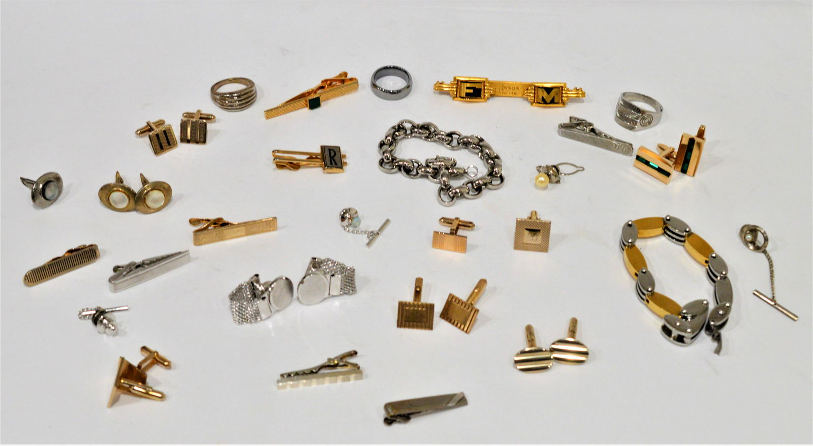 The Well Dressed Man Costume Jewelry Lot (1 of 4)