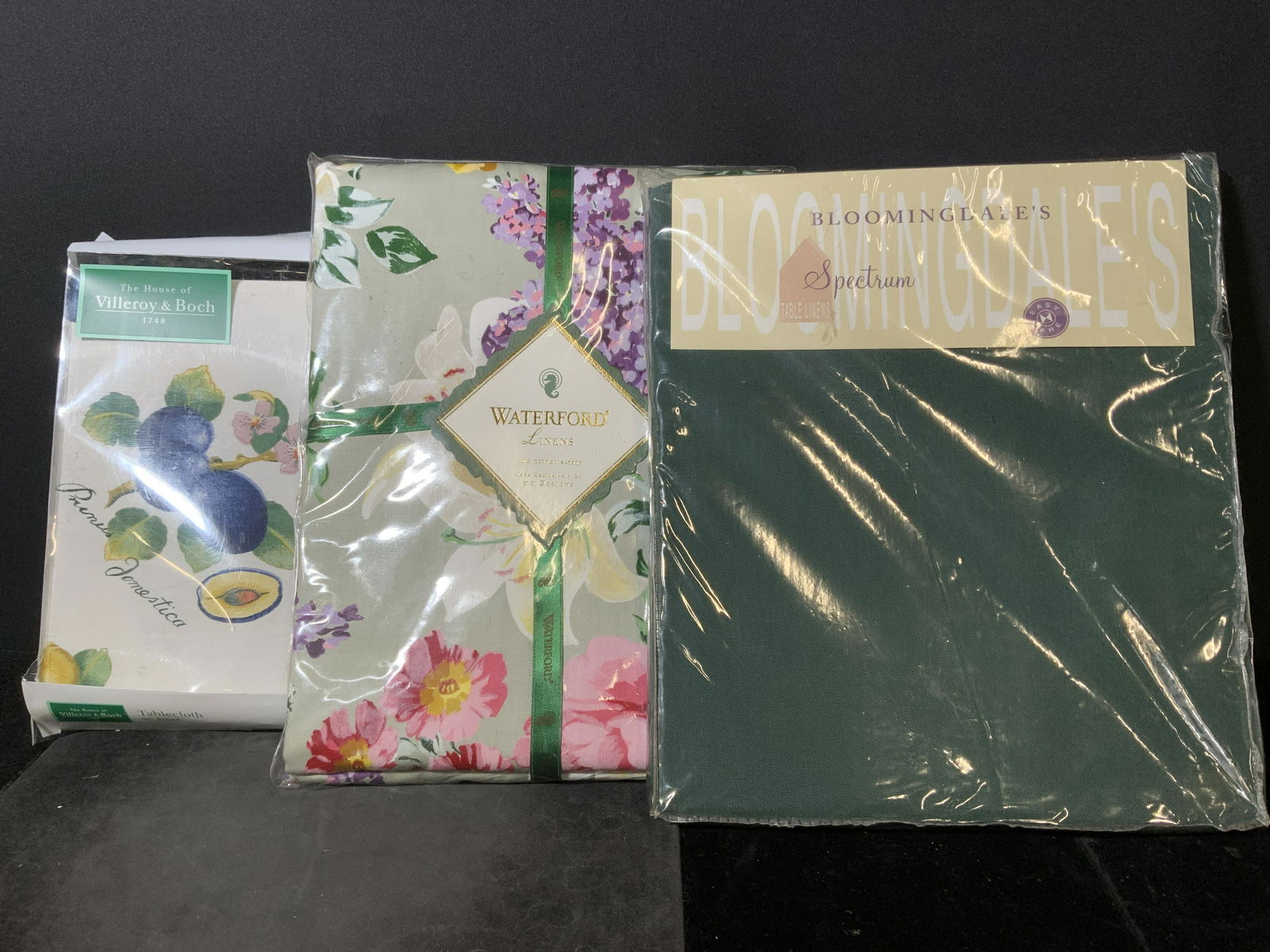 Lot 3 NIB Table Linens (1 of 5)