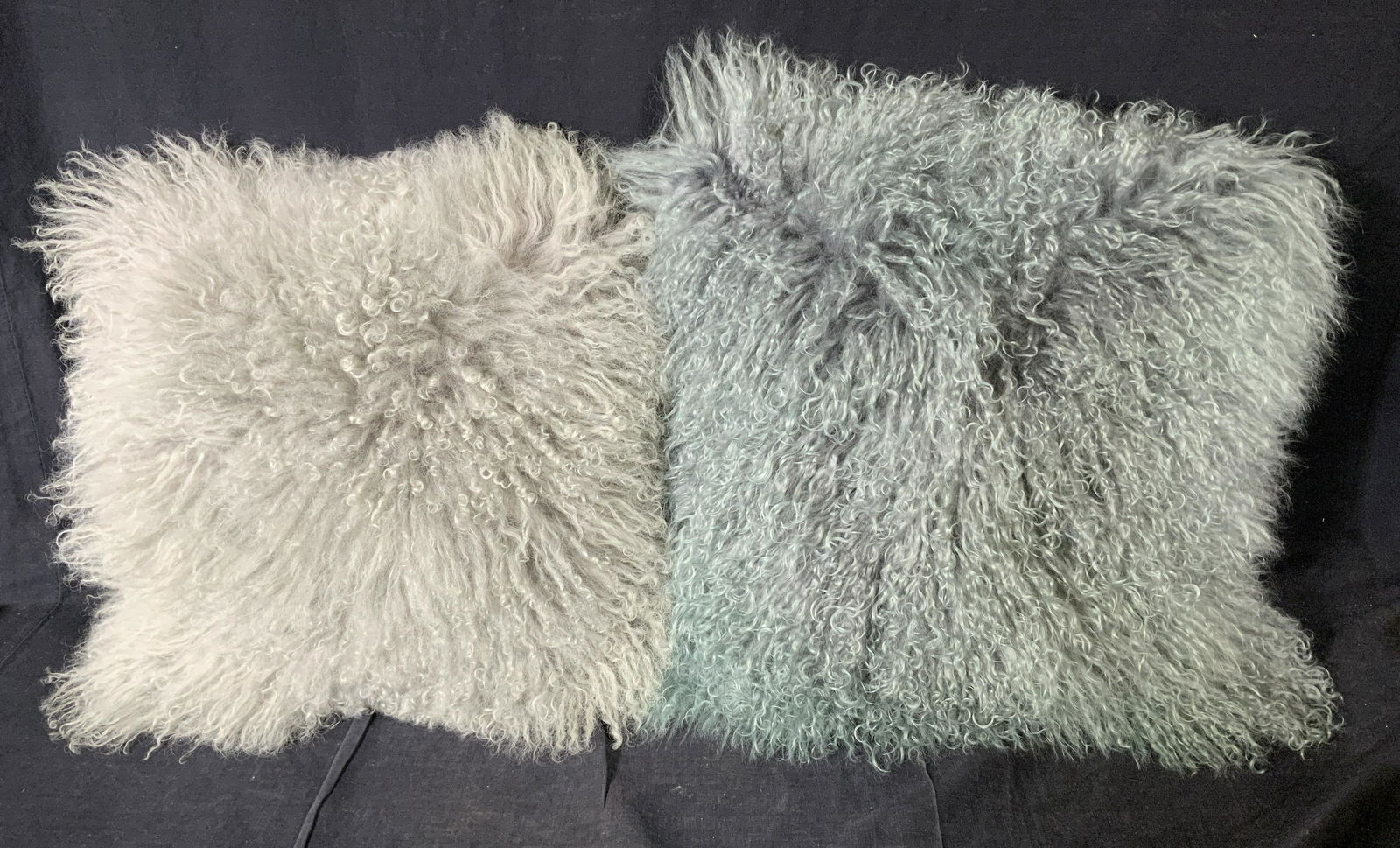 Lot 2 Sheepskin Style Throw Pillows (1 of 5)