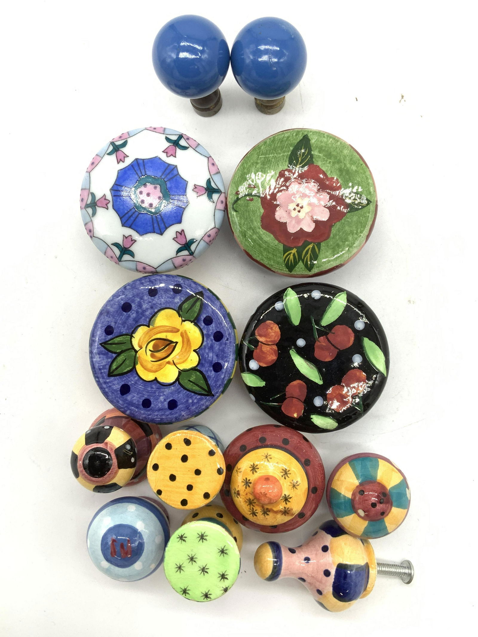 Lot 13 Ceramic Hand Painted Drawer Pulls, Hardware (1 of 5)