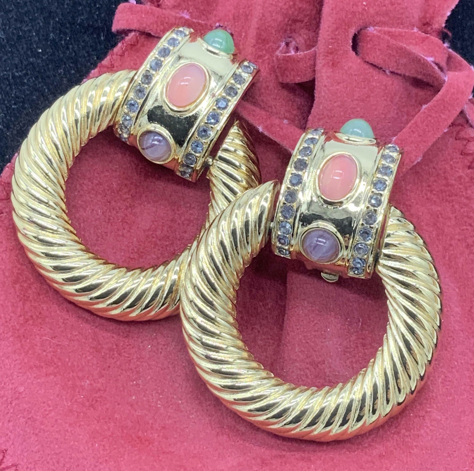 GIVENCHY Vntg Clip On earrings with Cabochons (1 of 5)