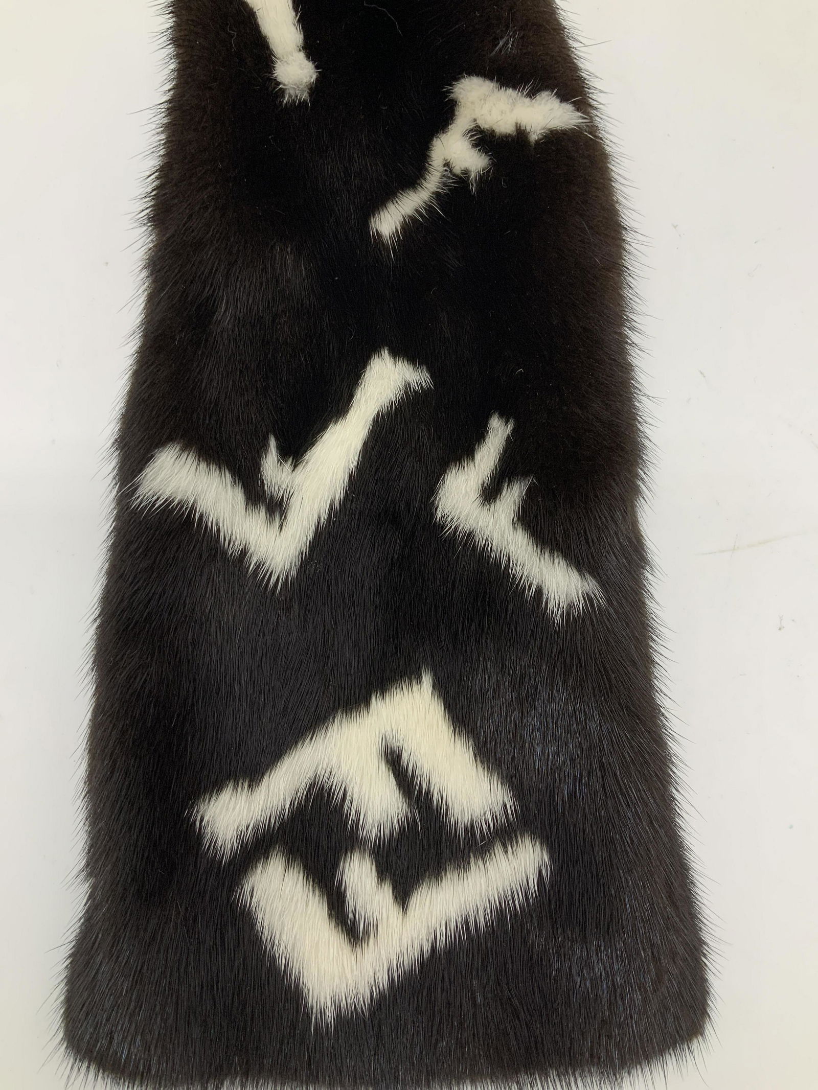 FENDI FF MINK Button Collar, Italy (1 of 7)