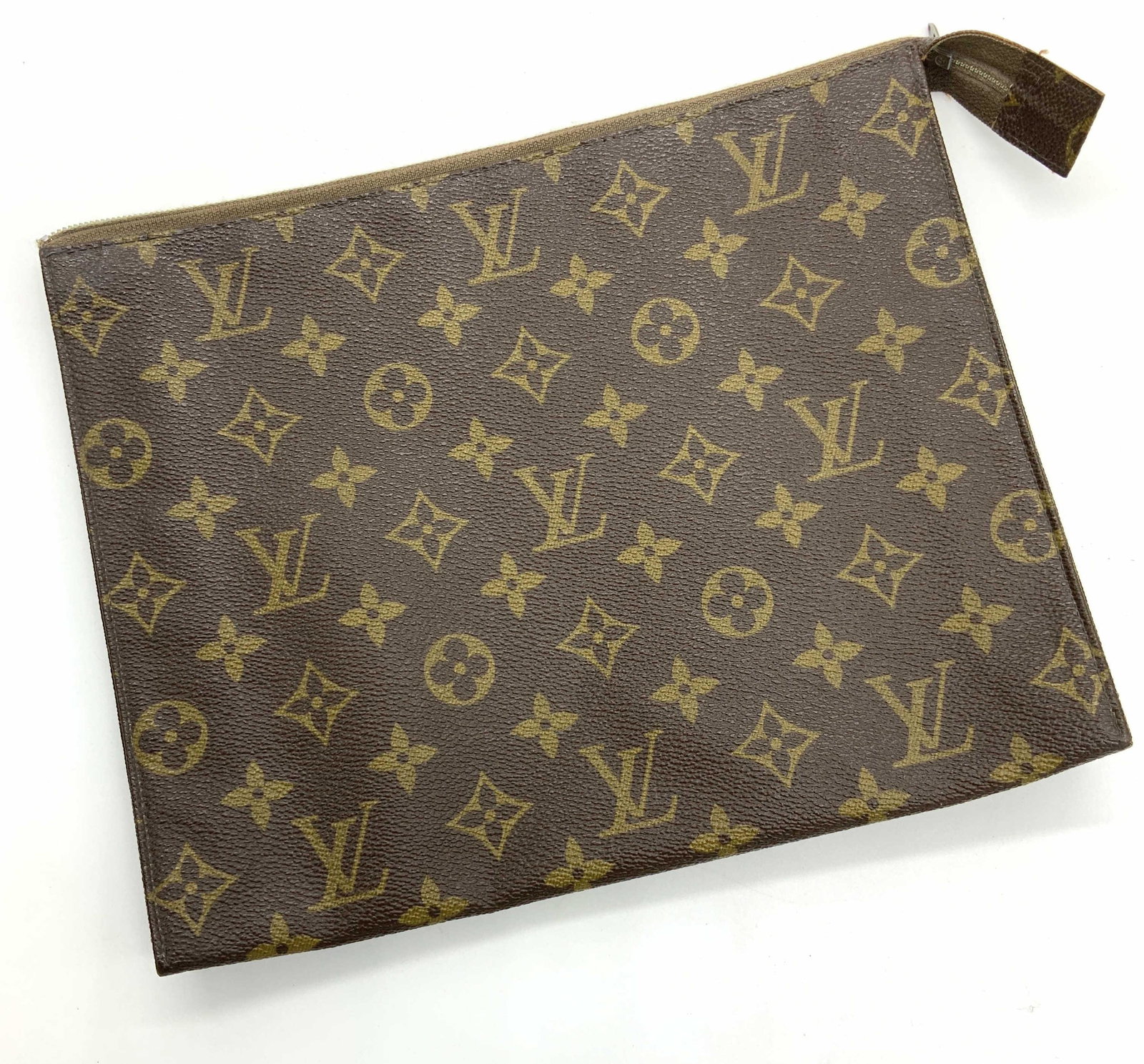 Louis Vuitton LV Canvas Travel Acc Case, Unisex (1 of 8)