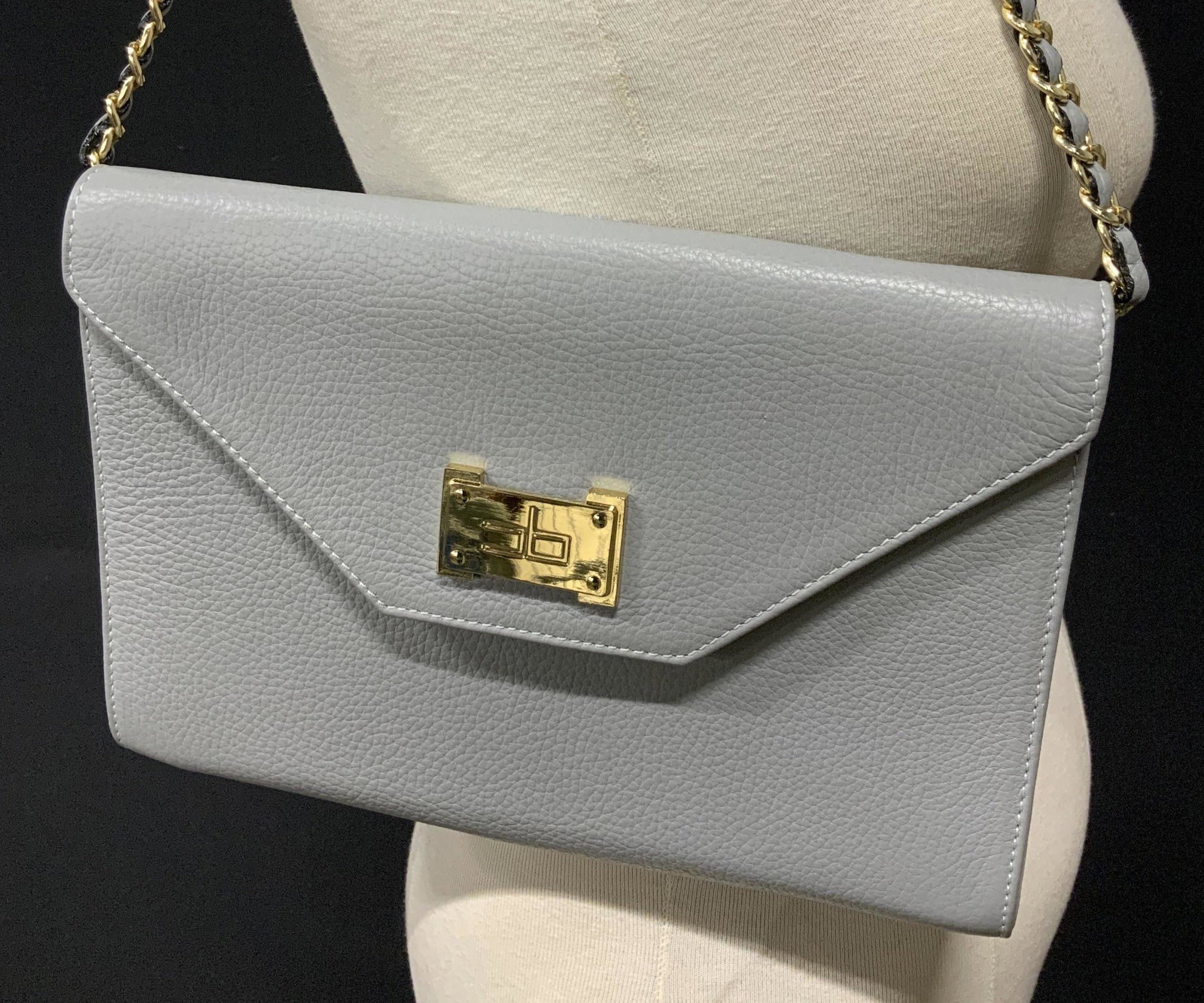 COURAGE b Pebbled Leather Chain Handbag, Italy (1 of 9)