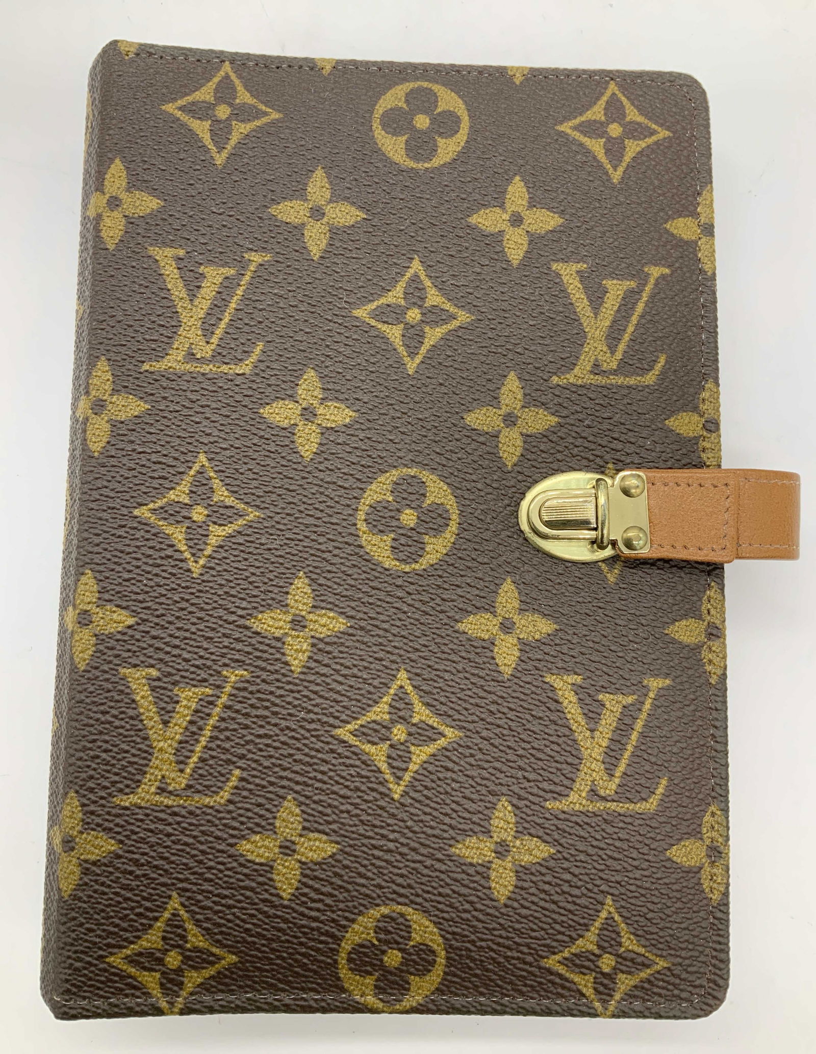 Louis Vuitton 3 Ring Agenda / Phone Book (1 of 5)