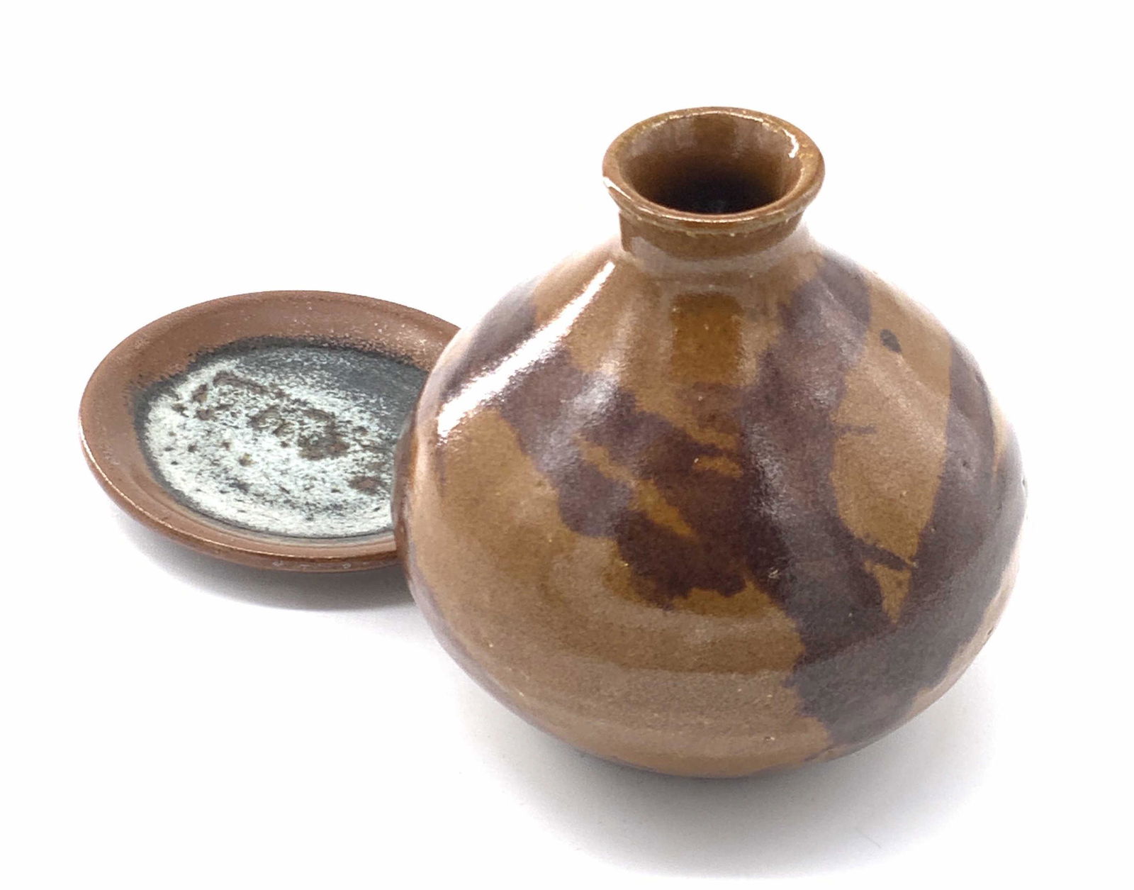 Lot 2 Signed Artisan Pottery Vessel & Trinket Dish (1 of 8)