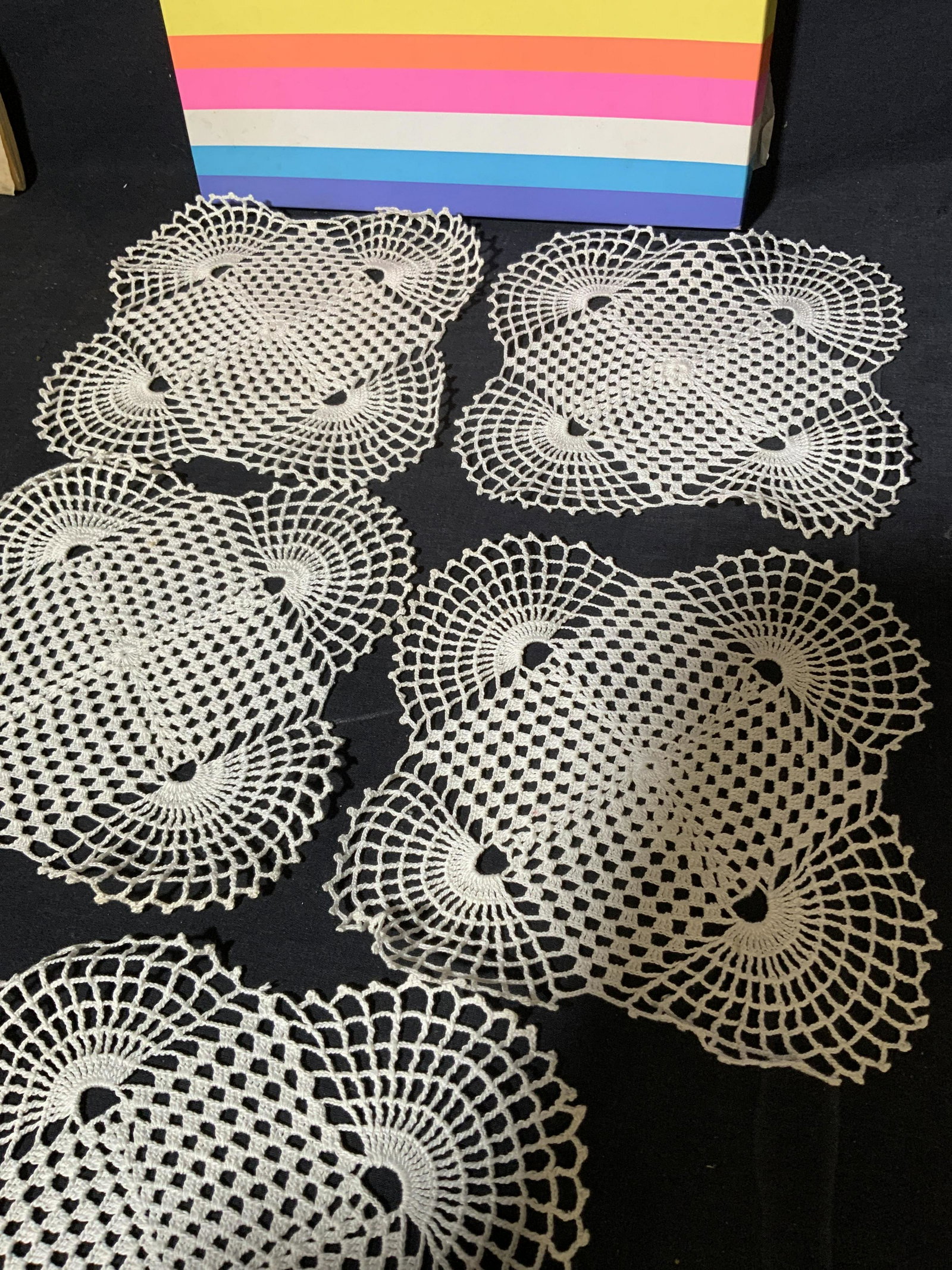 Decorative Hand crocheted Doilies lot 5 (1 of 4)