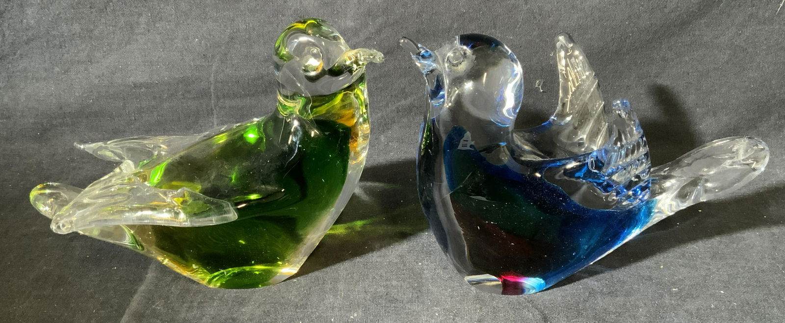 Lot 2 Glass Bird Paperweights (1 of 5)