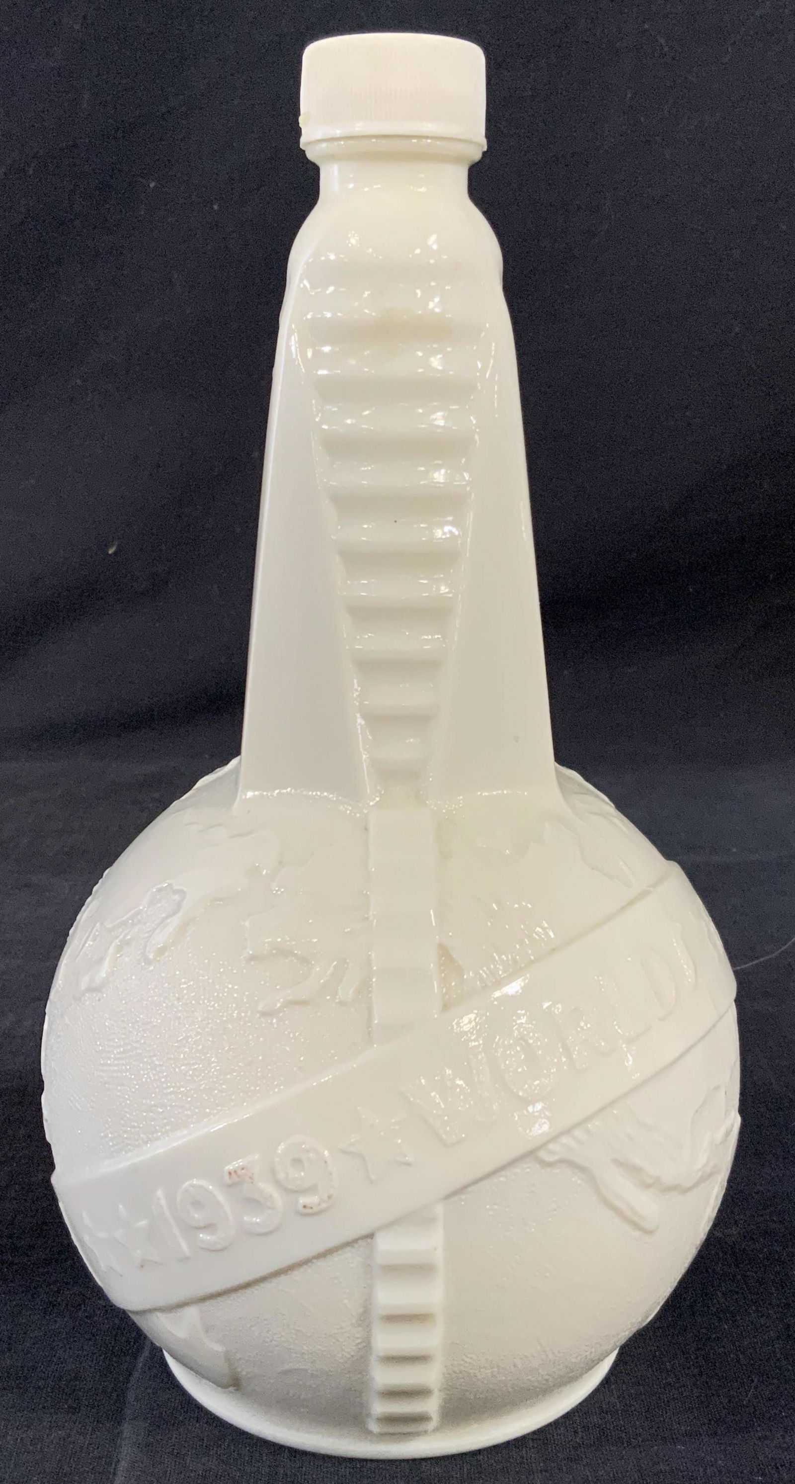Vintage Milk Glass World’s Fair 1939 Decanter (1 of 10)