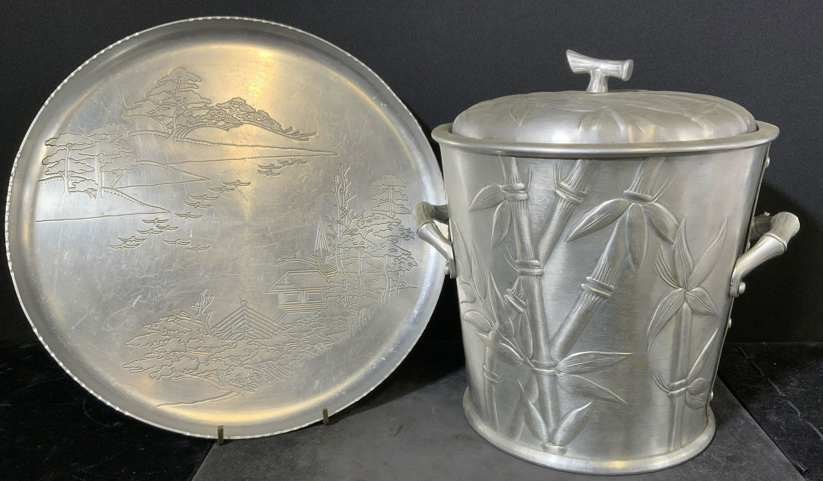 Lot 2 Aluminum Serving Accessories (1 of 8)