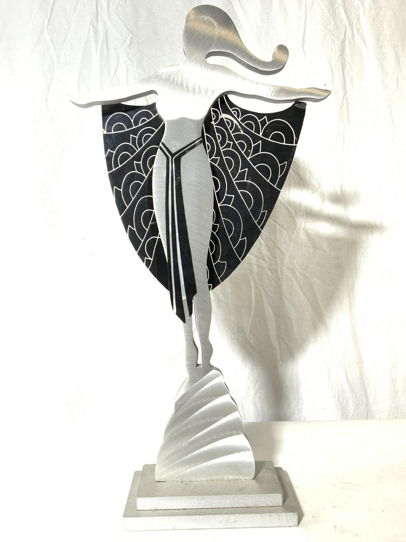 Female Dancer Figure W Metallic Luster (1 of 8)