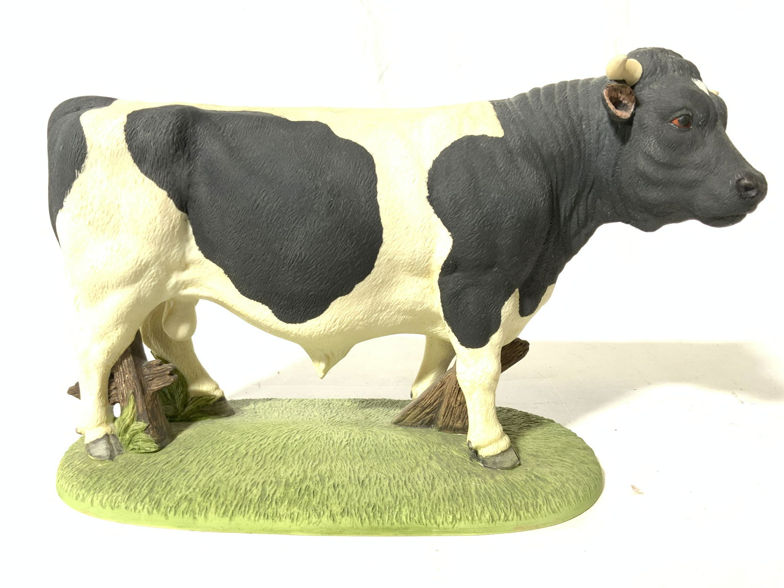 HOLSTEIN BULL BY ANDREA Bisque Porcelain Sculpture (1 of 8)