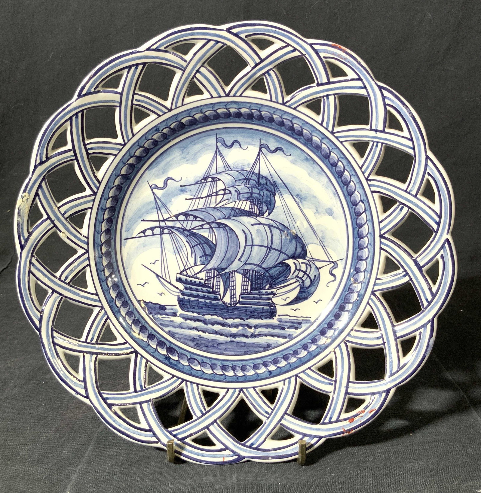 Hand Painted Porcelain Display Dish (1 of 10)