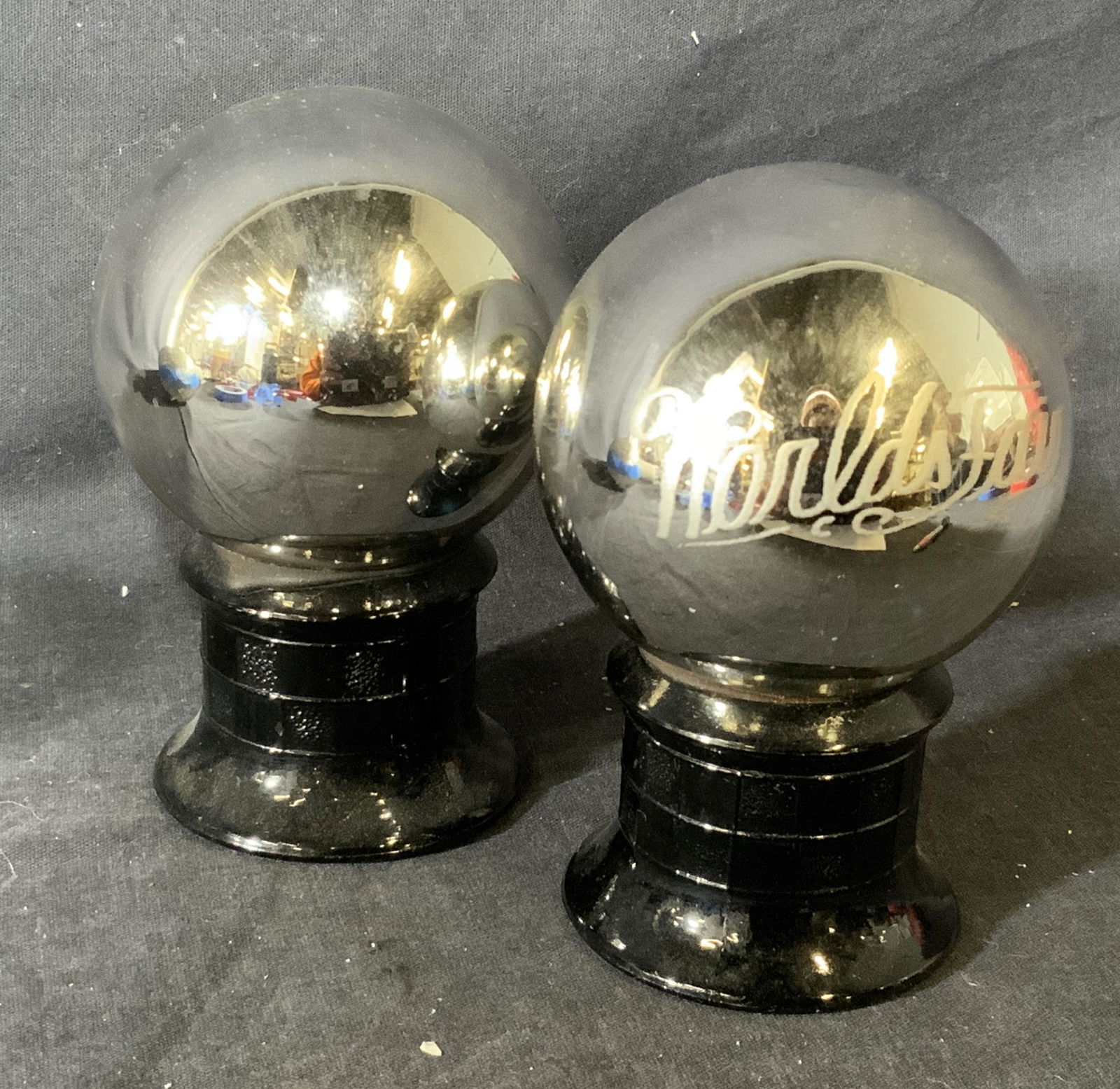 Vintage Worlds Fair Decor (1 of 4)