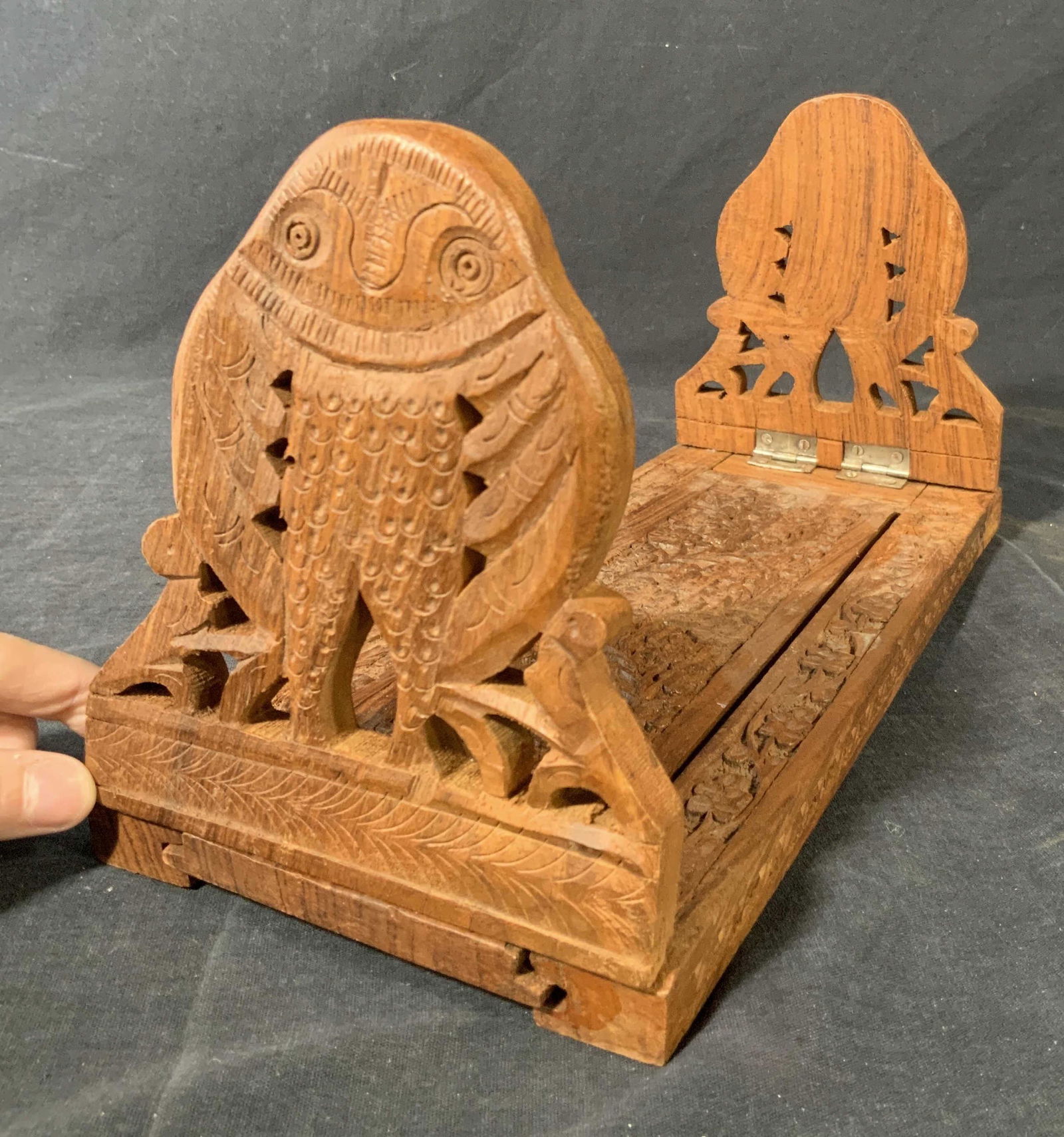Vintage Carved Wooden Owl Book Holder (1 of 8)
