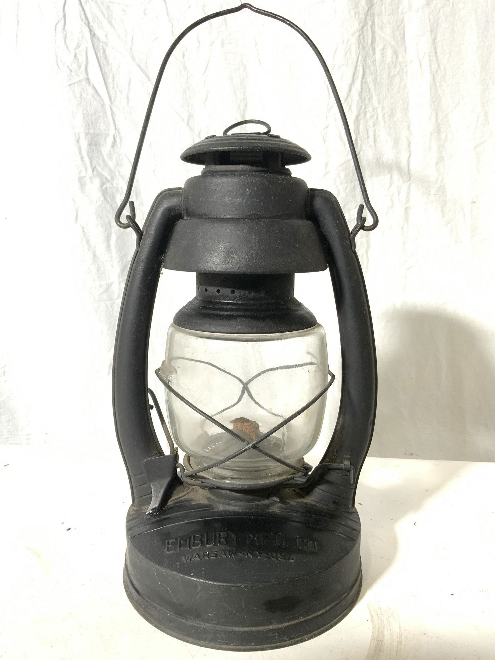 Vintage EMBURY MFG CO Nautical Lantern (1 of 9)