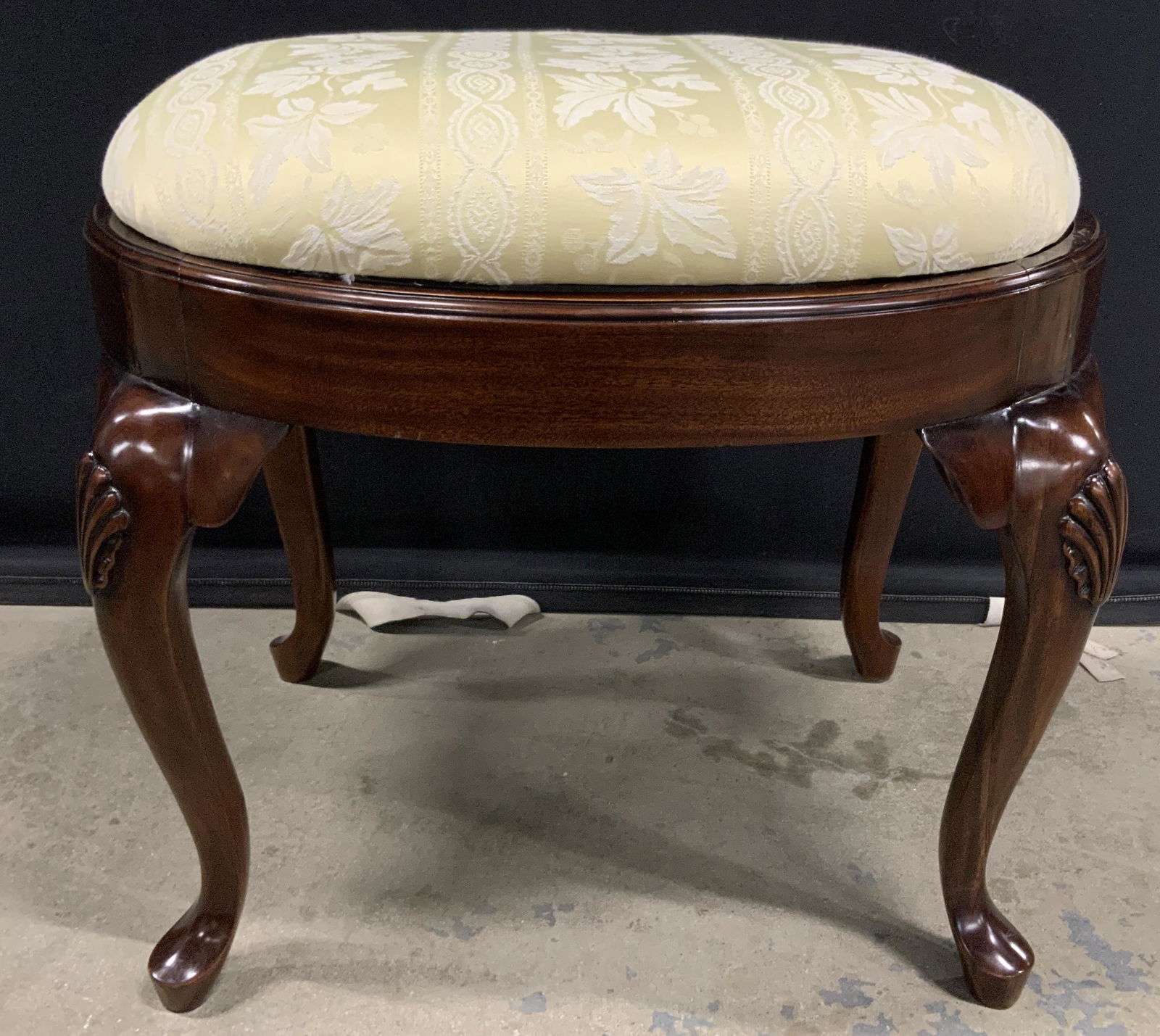 PARAMOUNT Vintage Upholstered Ottoman (1 of 10)