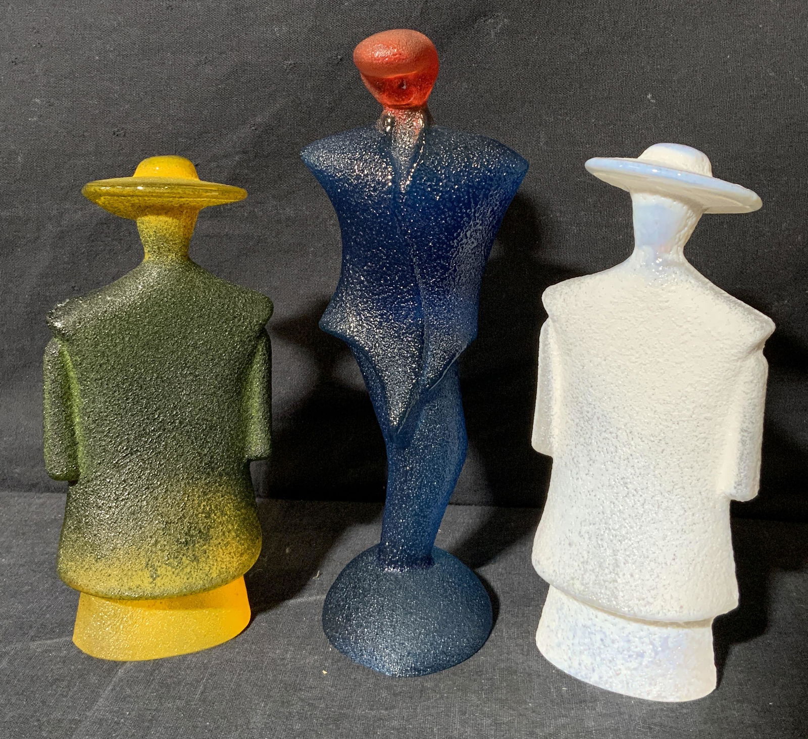 Lot 3 KOSTA BODA K ENGMAN Cast Glass Figurals (1 of 12)