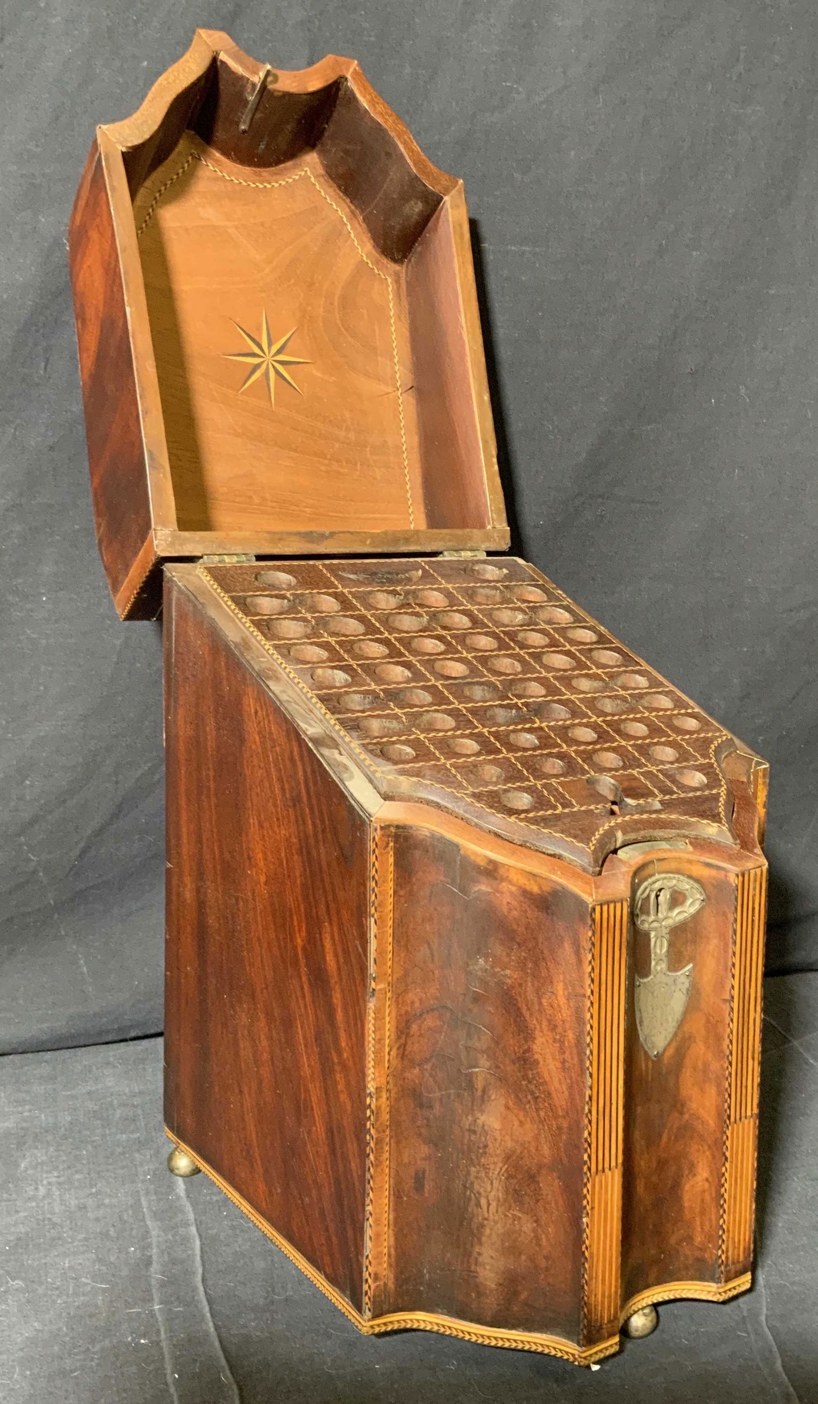 ANTIQUE Wooden Knife Box (1 of 11)