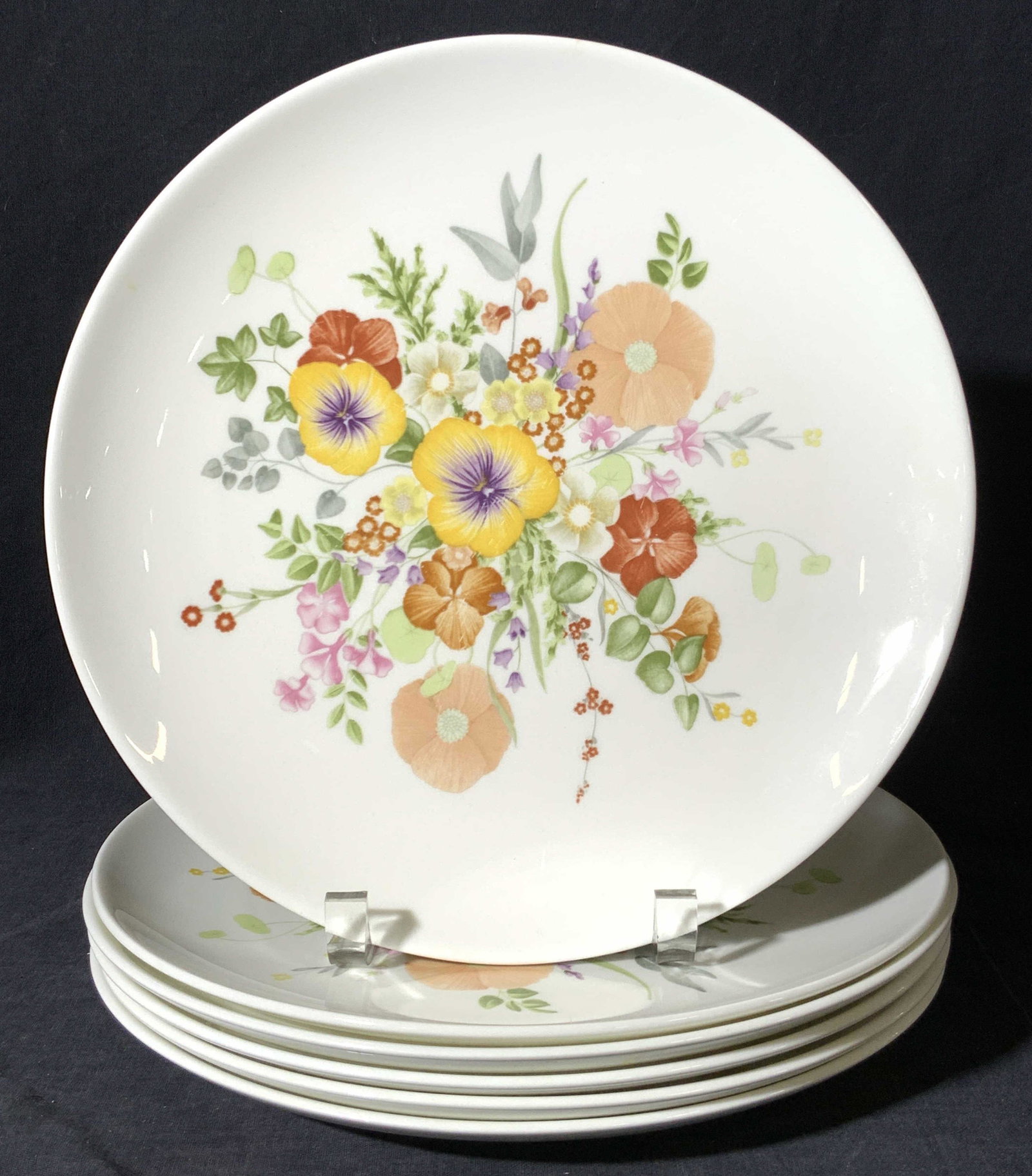 6 PCs Set WEDGWOOD Bone China Plates: A set of 6 Wedgwood bone China plates, all Hallmarked on undersides â€˜Wedgwood bone China made in England, Summer Bouquetâ€™ All plates are a adorn with multicolored floral motifs in centers