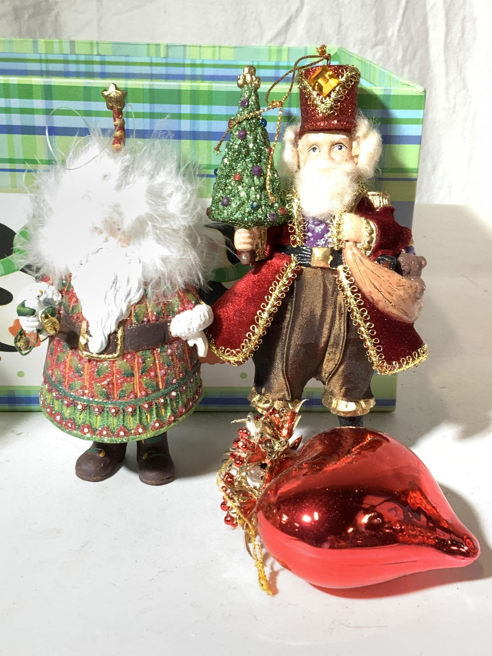 Collectible Christmas Tree and Table Ornaments, 8 (1 of 10)