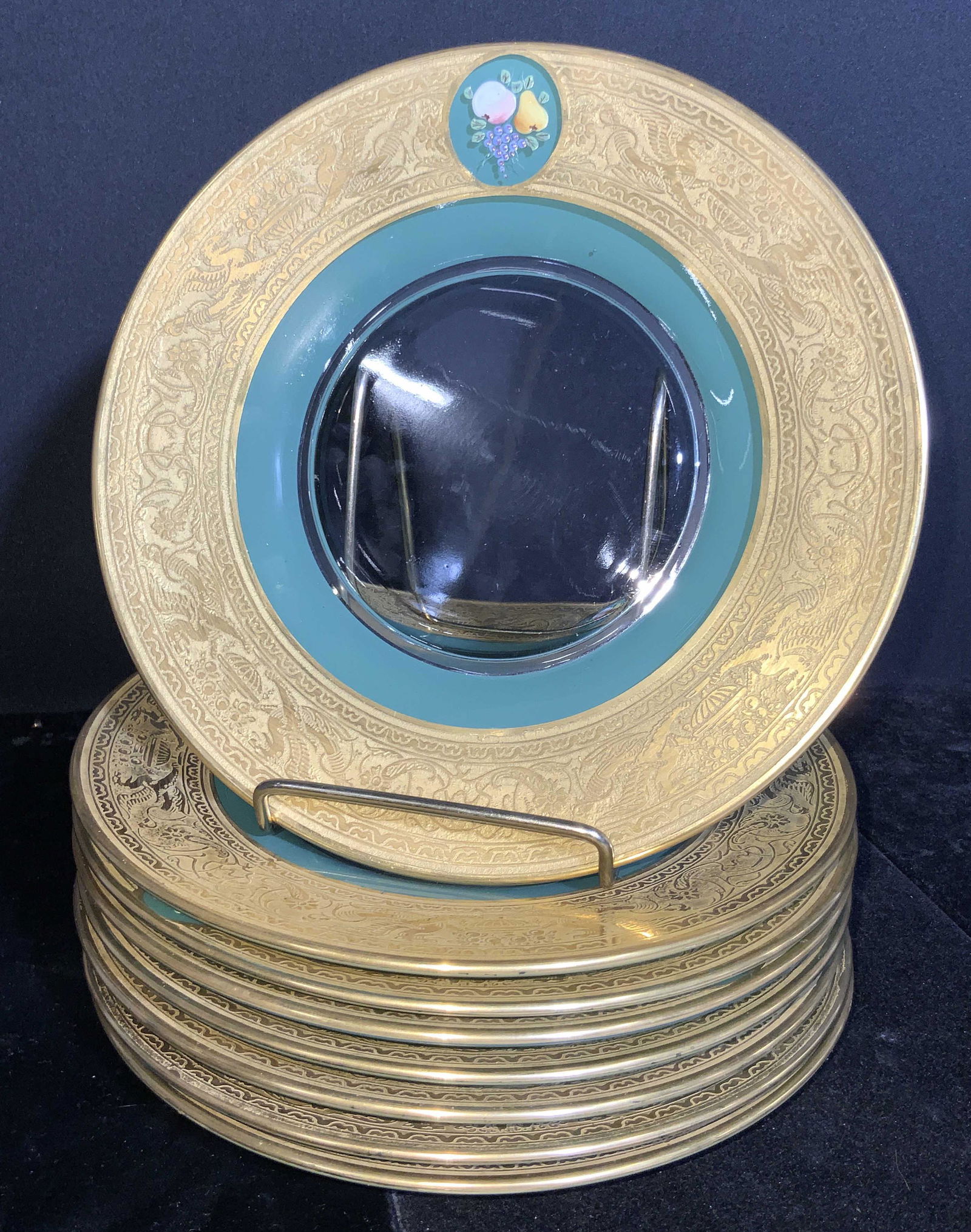 Set 8 Art Glass Hand Painted Gilt Trimmed Plates (1 of 12)