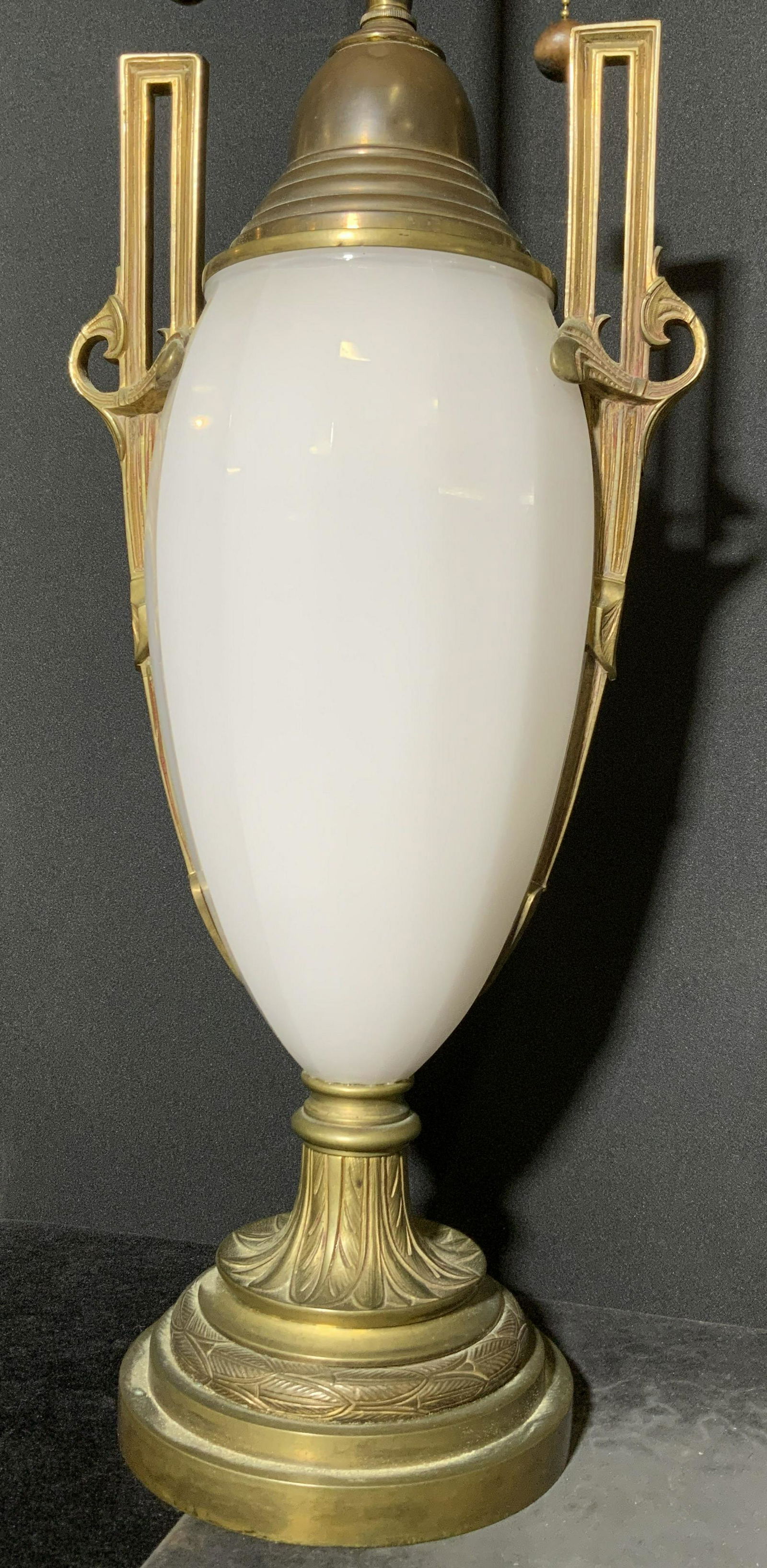 Vintage Milk Glass Tabletop Lamp (1 of 10)