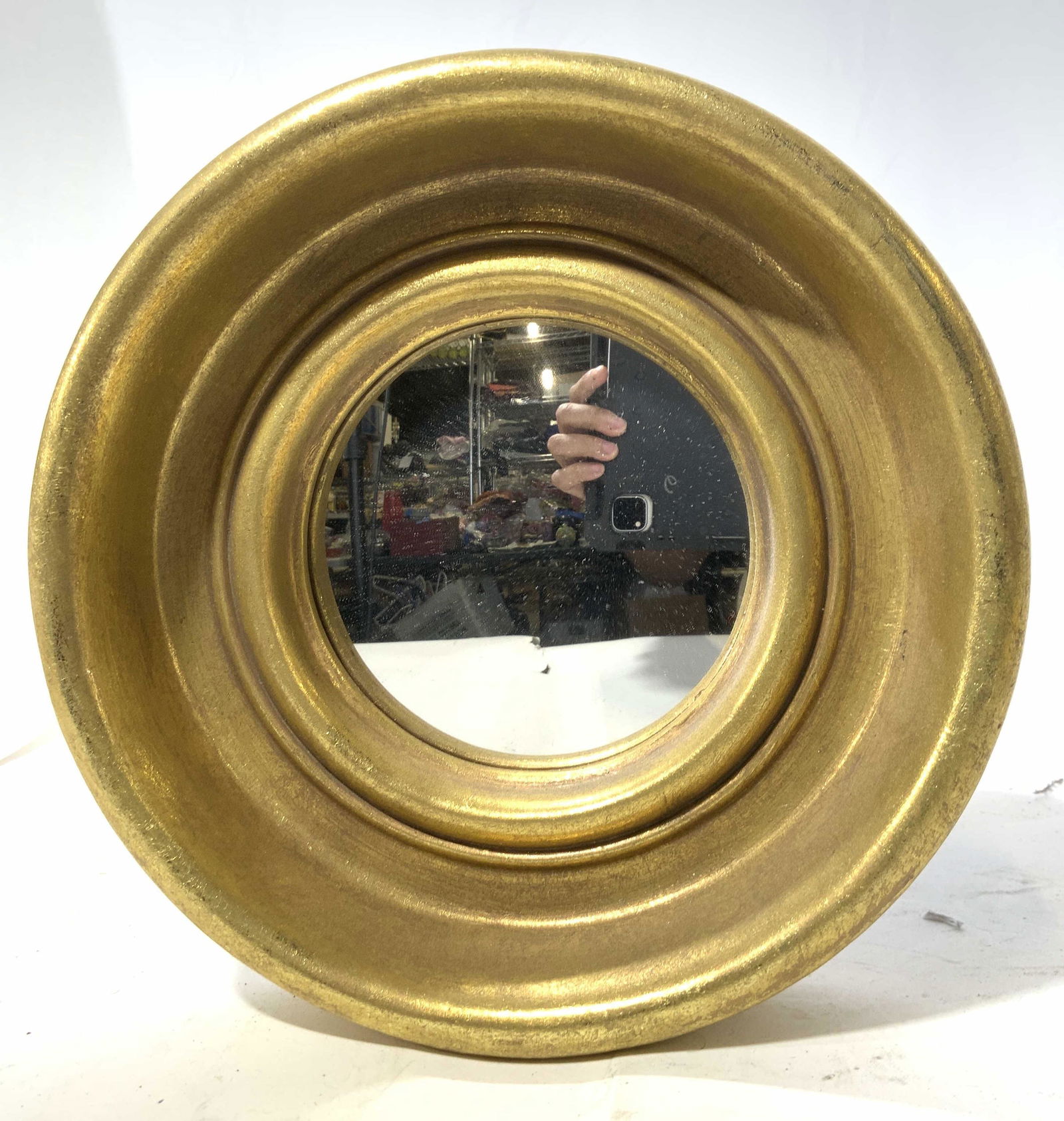 HPI Gold Leafed Frame Circular Wall Mirror (1 of 8)