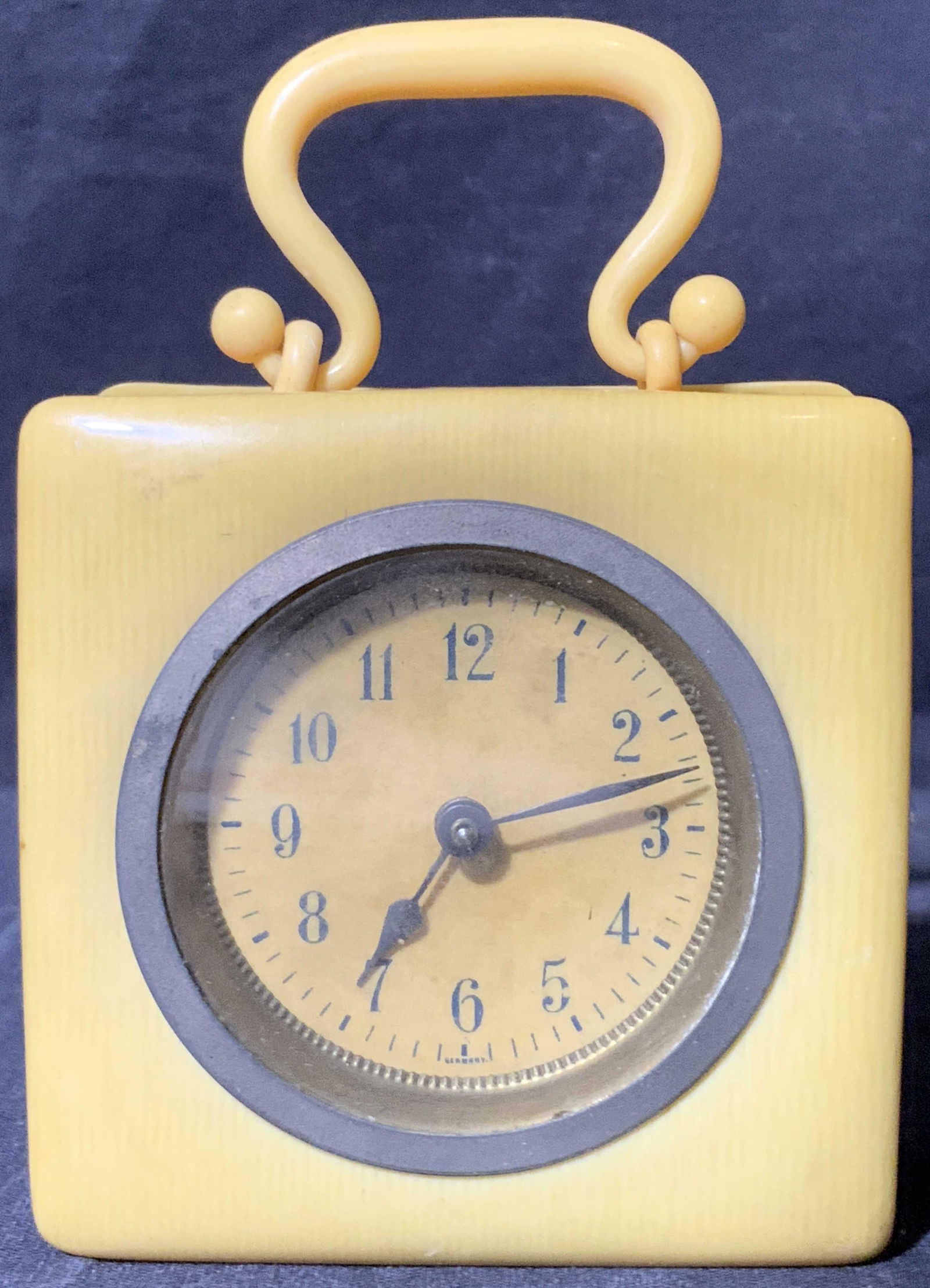 German Bakelite Handled Clock (1 of 6)