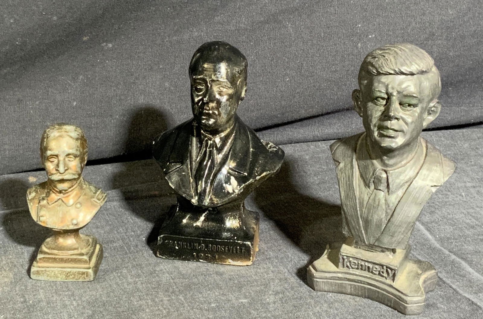 Lot of Bust of US Presidents (1 of 7)