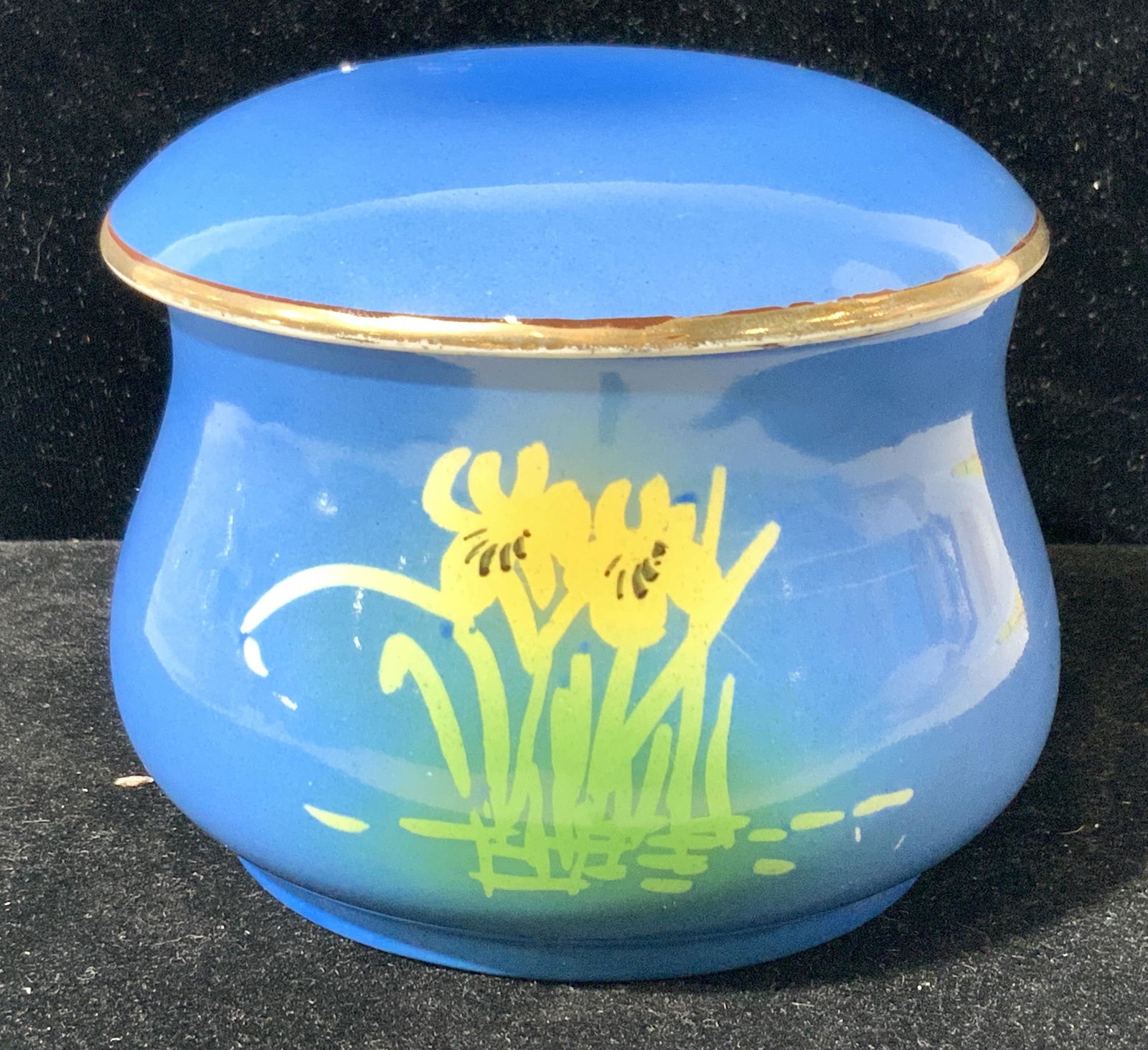 Signed OEUN French Porcelain Keepsake Box (1 of 10)