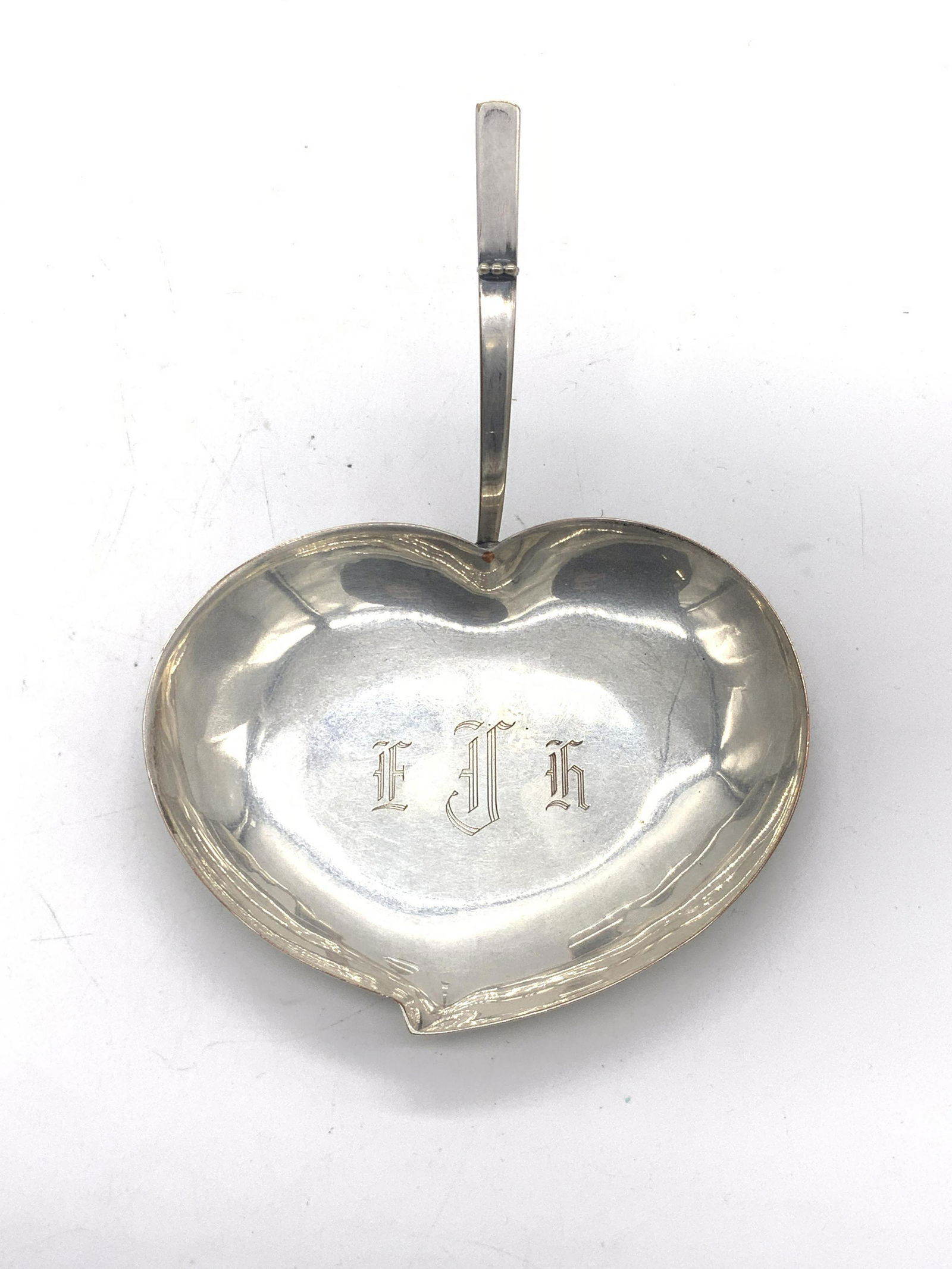 Vntg Three Crown Trademark SP Leaf Trinket Dish (1 of 9)