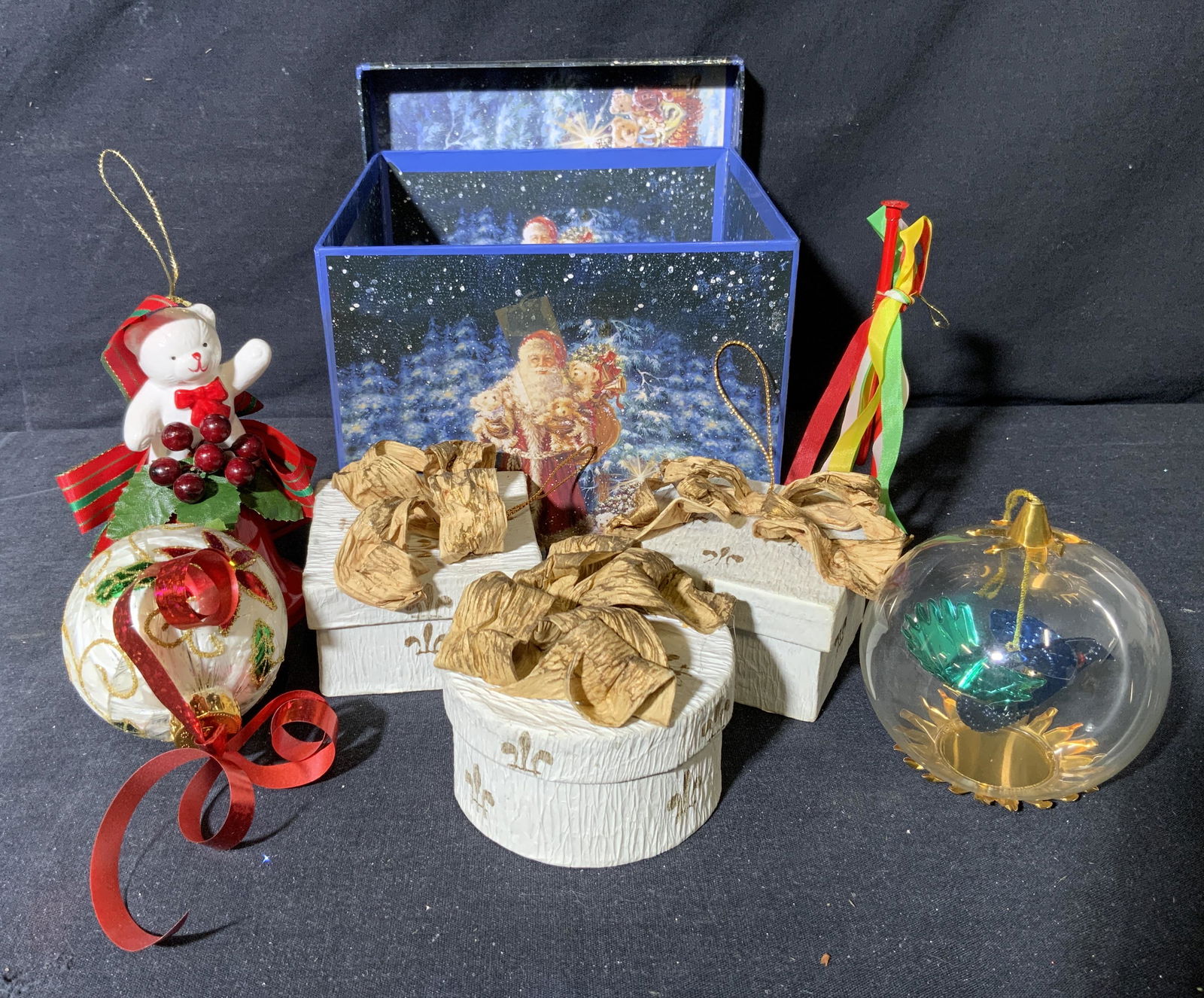 Lot 7 Christmas Ornaments Father Christmas Box (1 of 6)