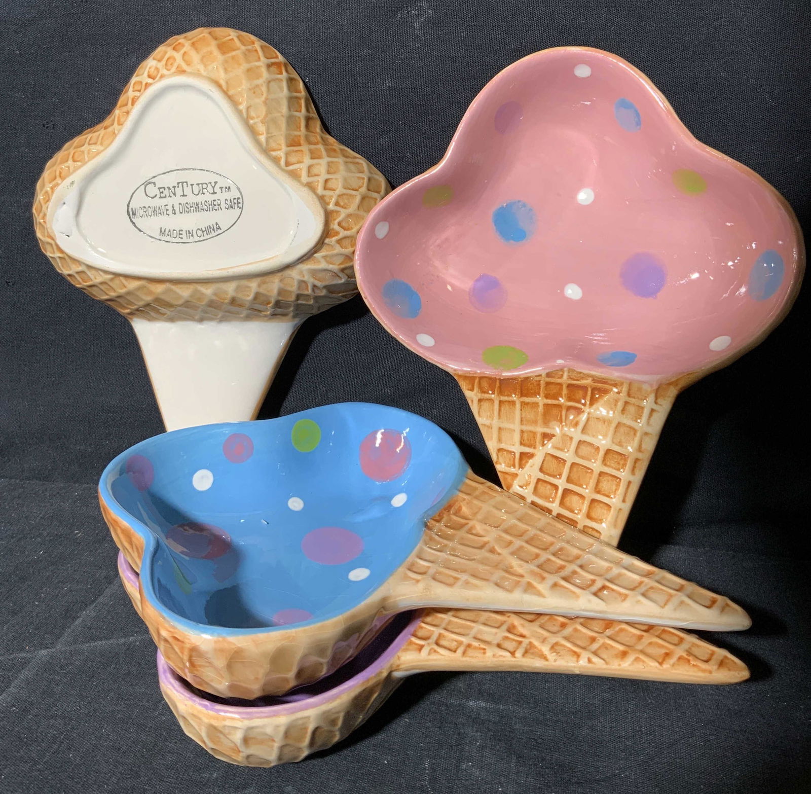 Group Lot Pastel Kitchen Ware (1 of 12)